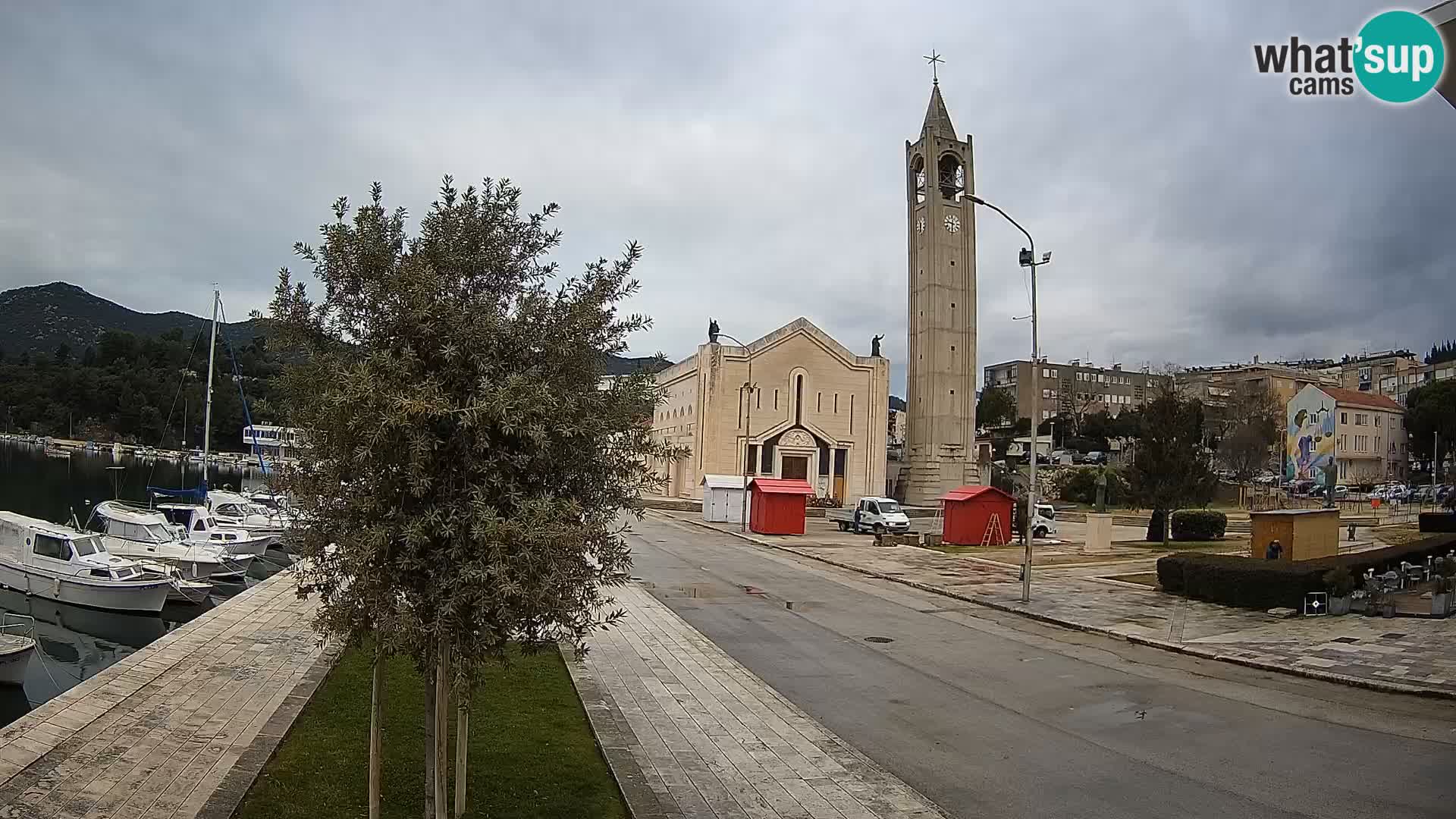 Spletna kamera Ploče | Osupljiv pogled na Rivo in katedralo