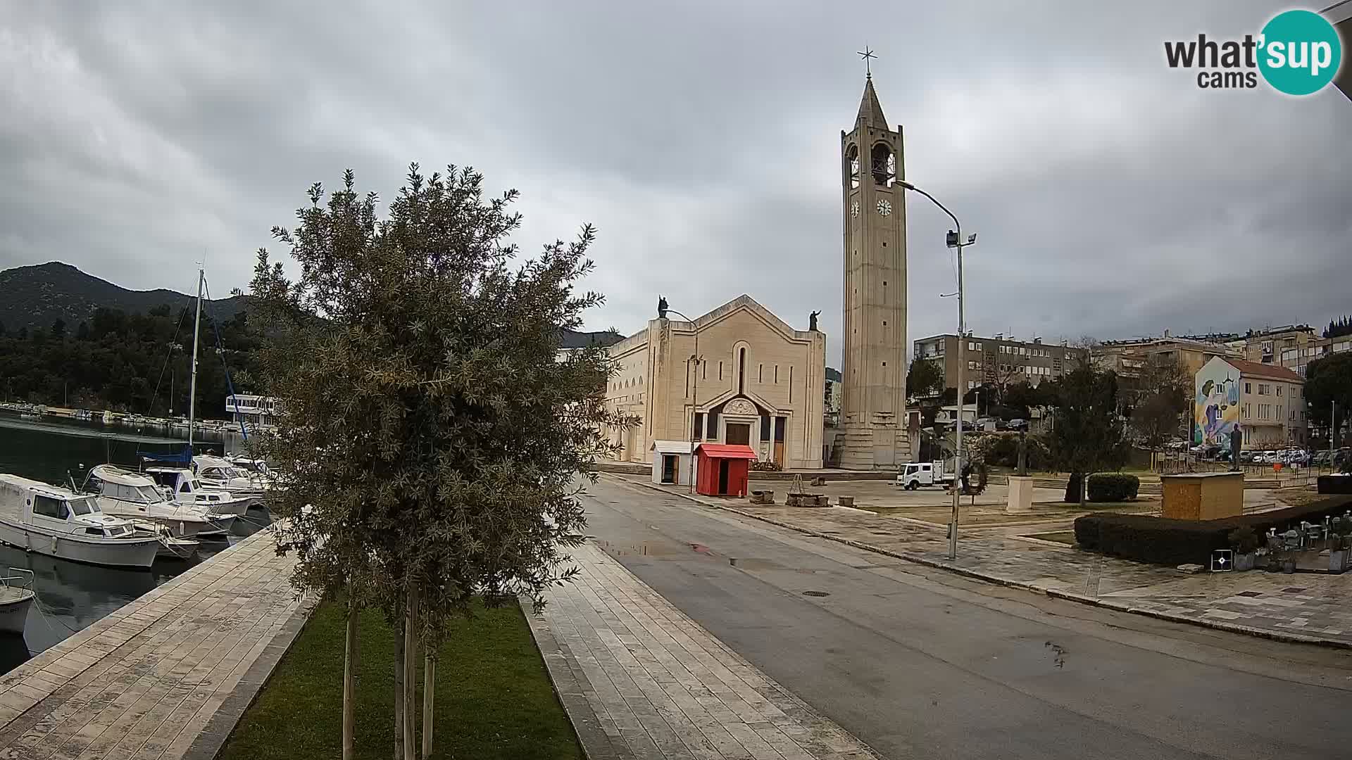 Ploče Cámara web | Vistas cautivadoras de Riva y la Catedral
