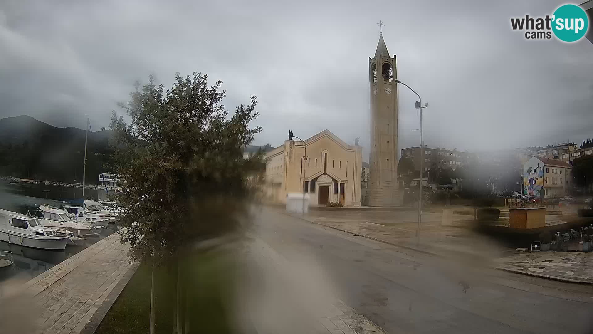 Ploče Cámara web | Vistas cautivadoras de Riva y la Catedral