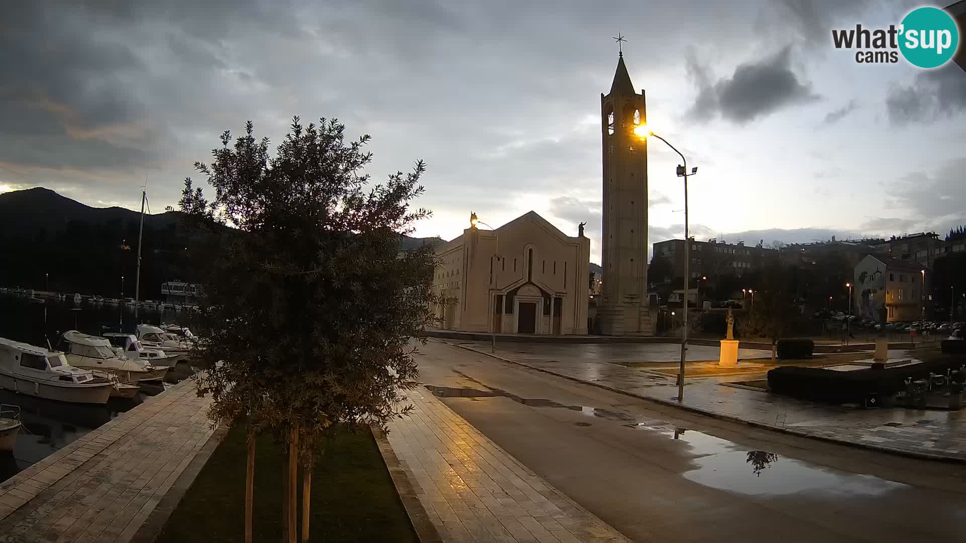 Ploče live Webcam | Accattivanti vedute della Riva e della Cattedrale