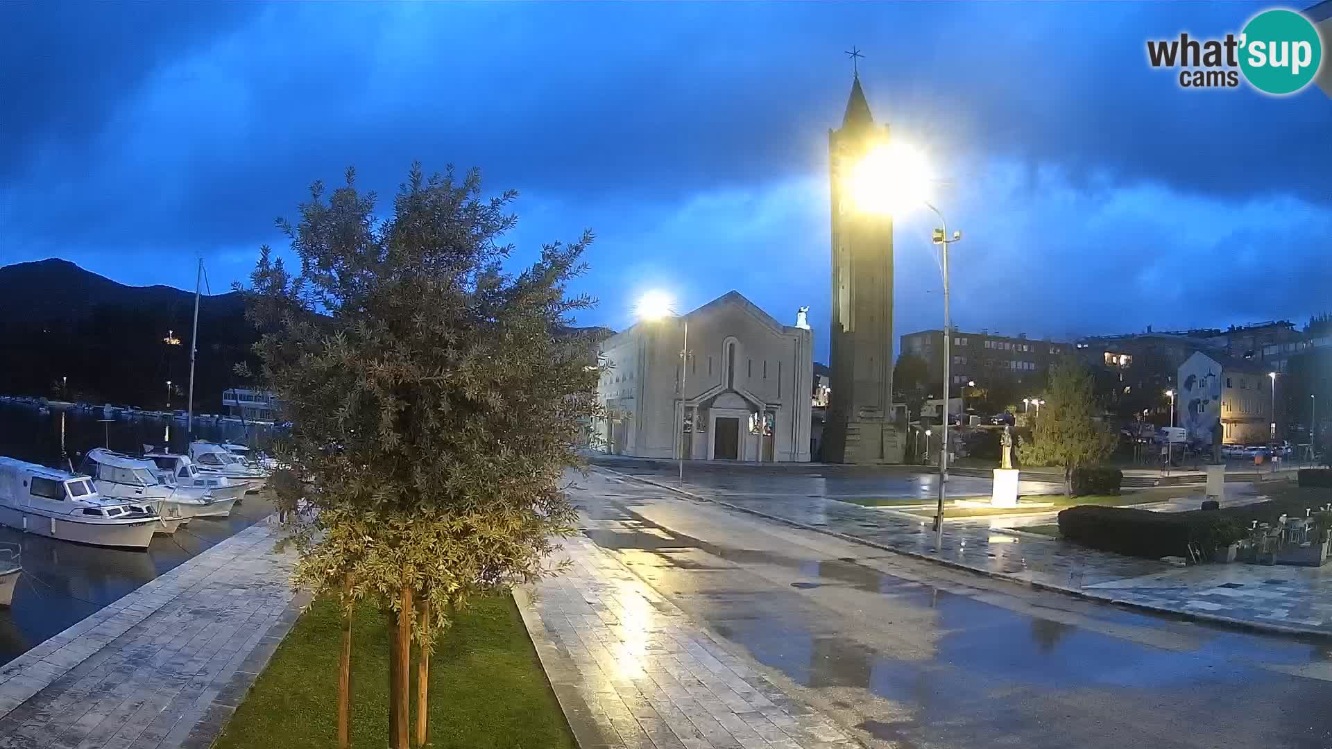 Webcam Ploče | Fesselnde Ausblicke auf Riva und die Kathedrale