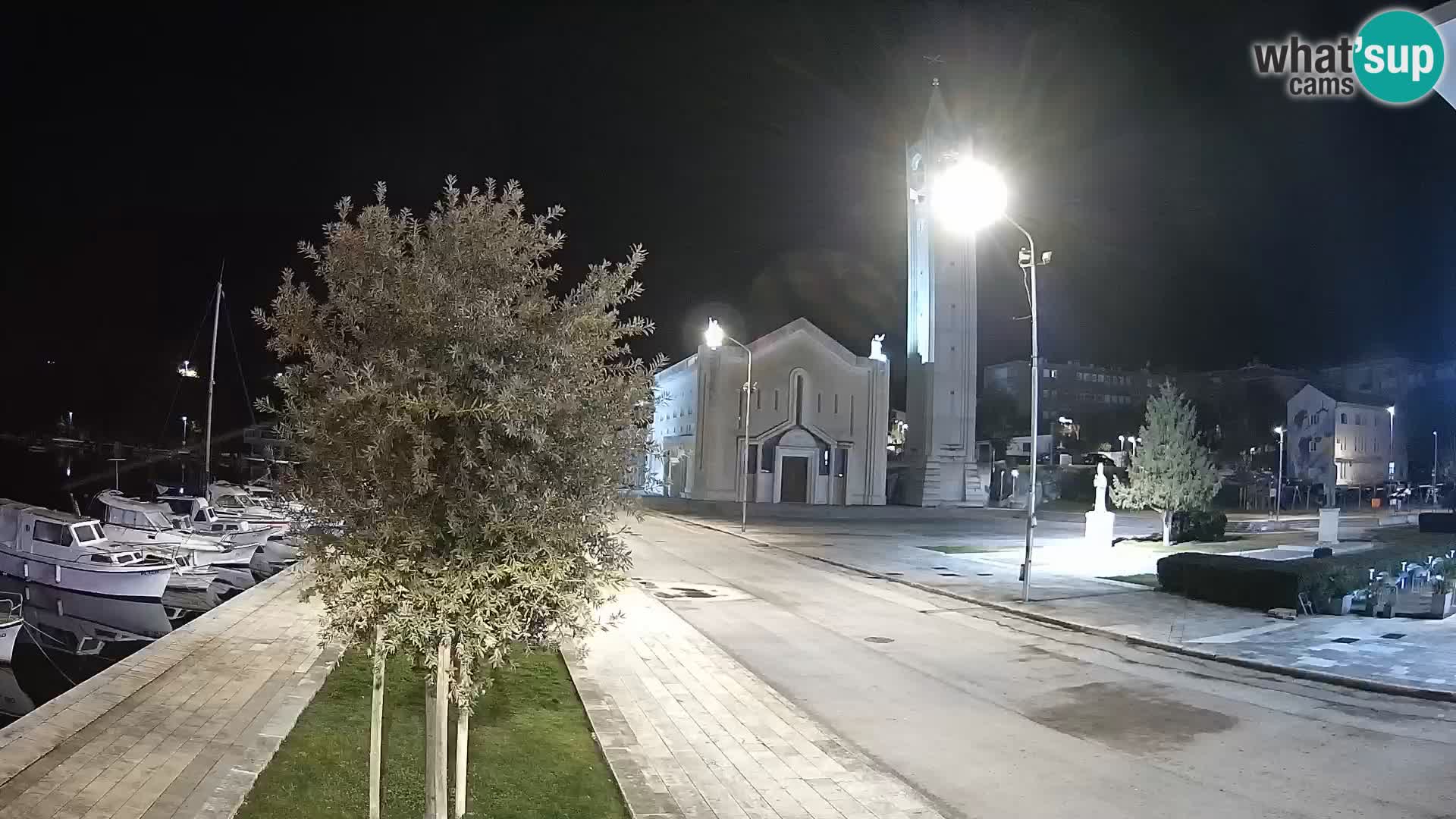 Spletna kamera Ploče | Osupljiv pogled na Rivo in katedralo