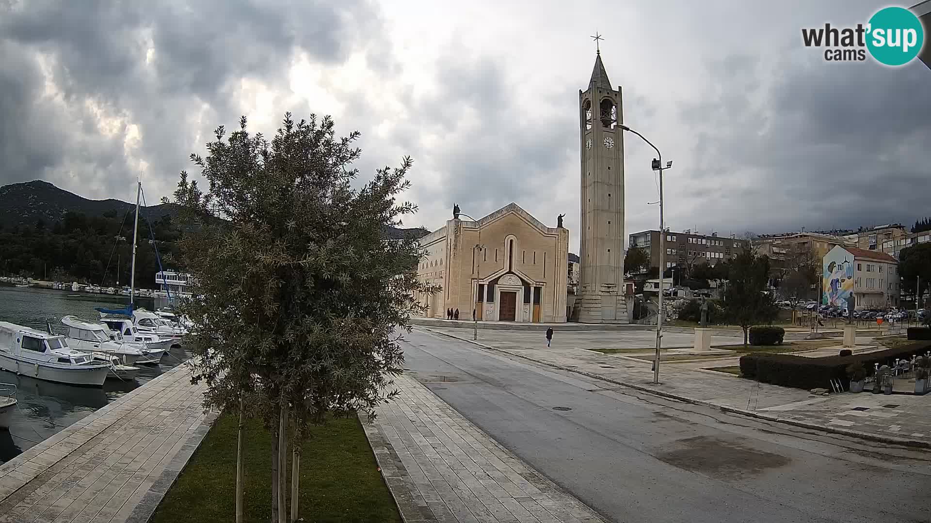 Spletna kamera Ploče | Osupljiv pogled na Rivo in katedralo