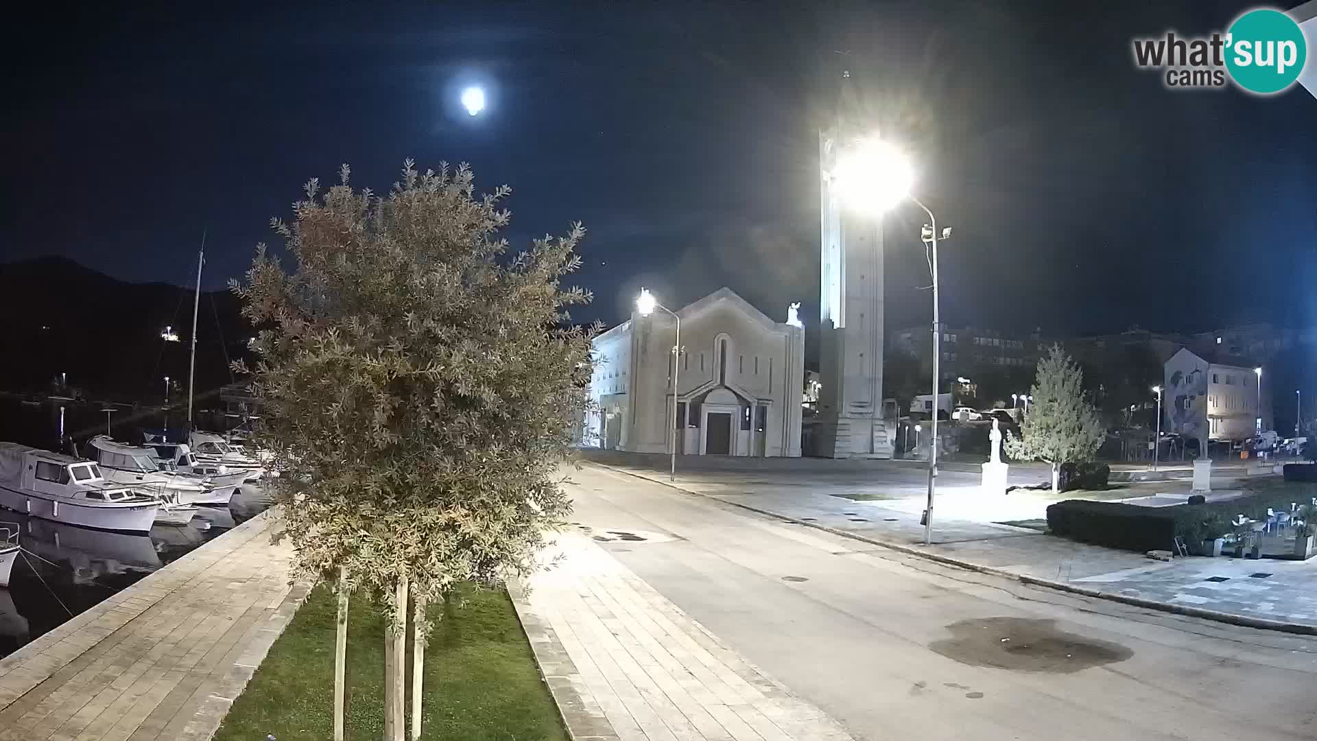 Spletna kamera Ploče | Osupljiv pogled na Rivo in katedralo