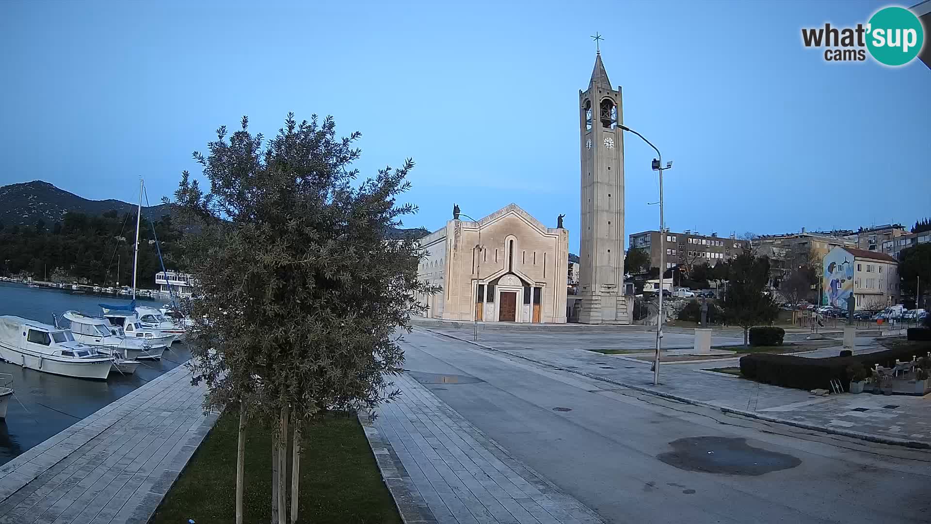 Webcam Ploče | Fesselnde Ausblicke auf Riva und die Kathedrale