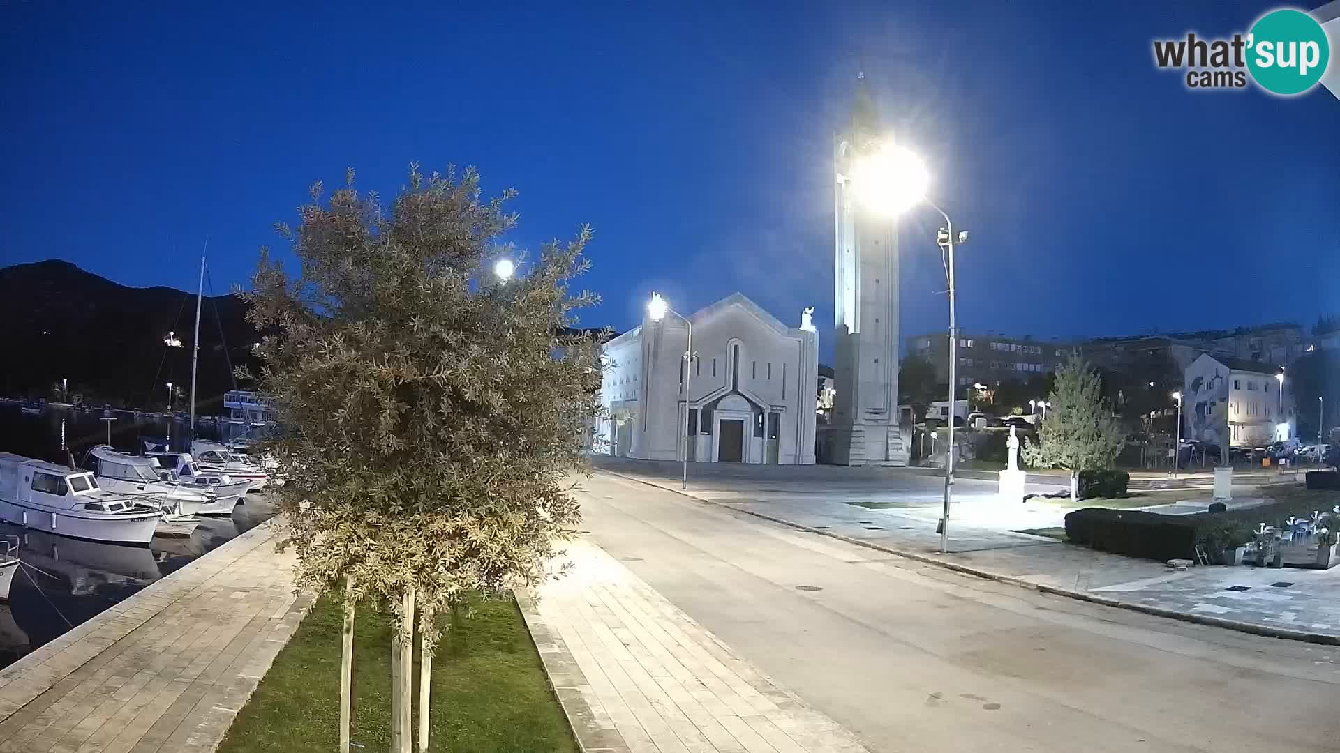 Spletna kamera Ploče | Osupljiv pogled na Rivo in katedralo