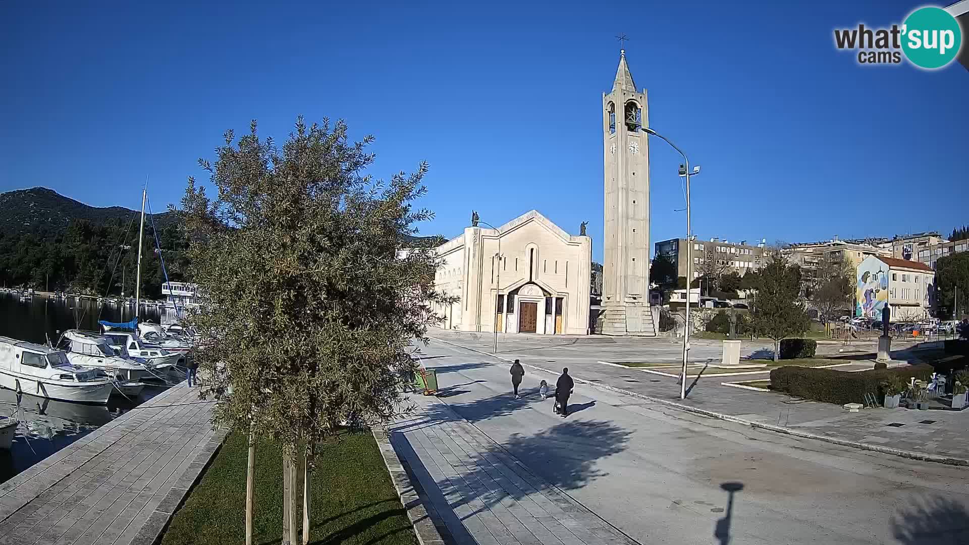 Spletna kamera Ploče | Osupljiv pogled na Rivo in katedralo