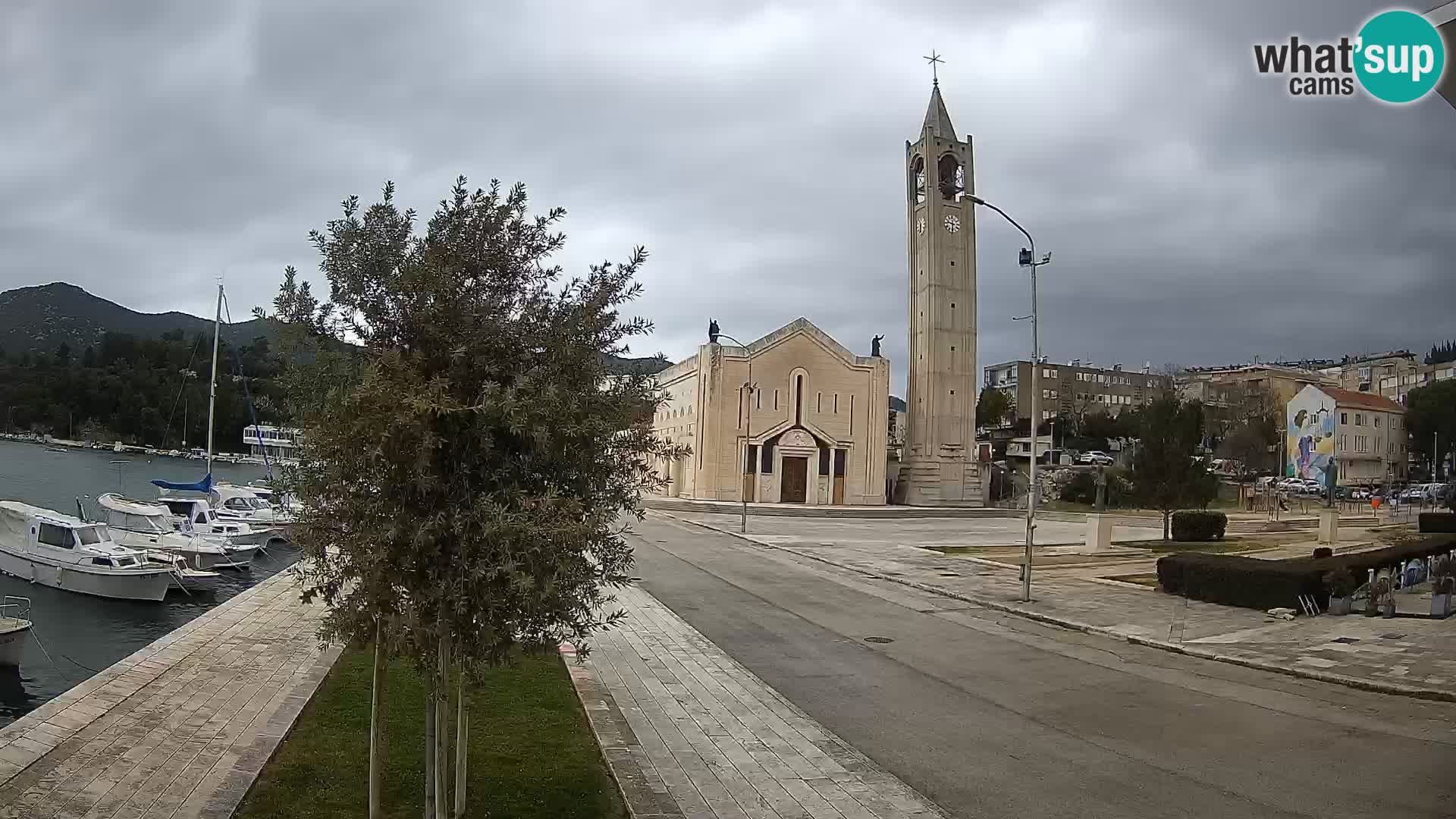 Spletna kamera Ploče | Osupljiv pogled na Rivo in katedralo