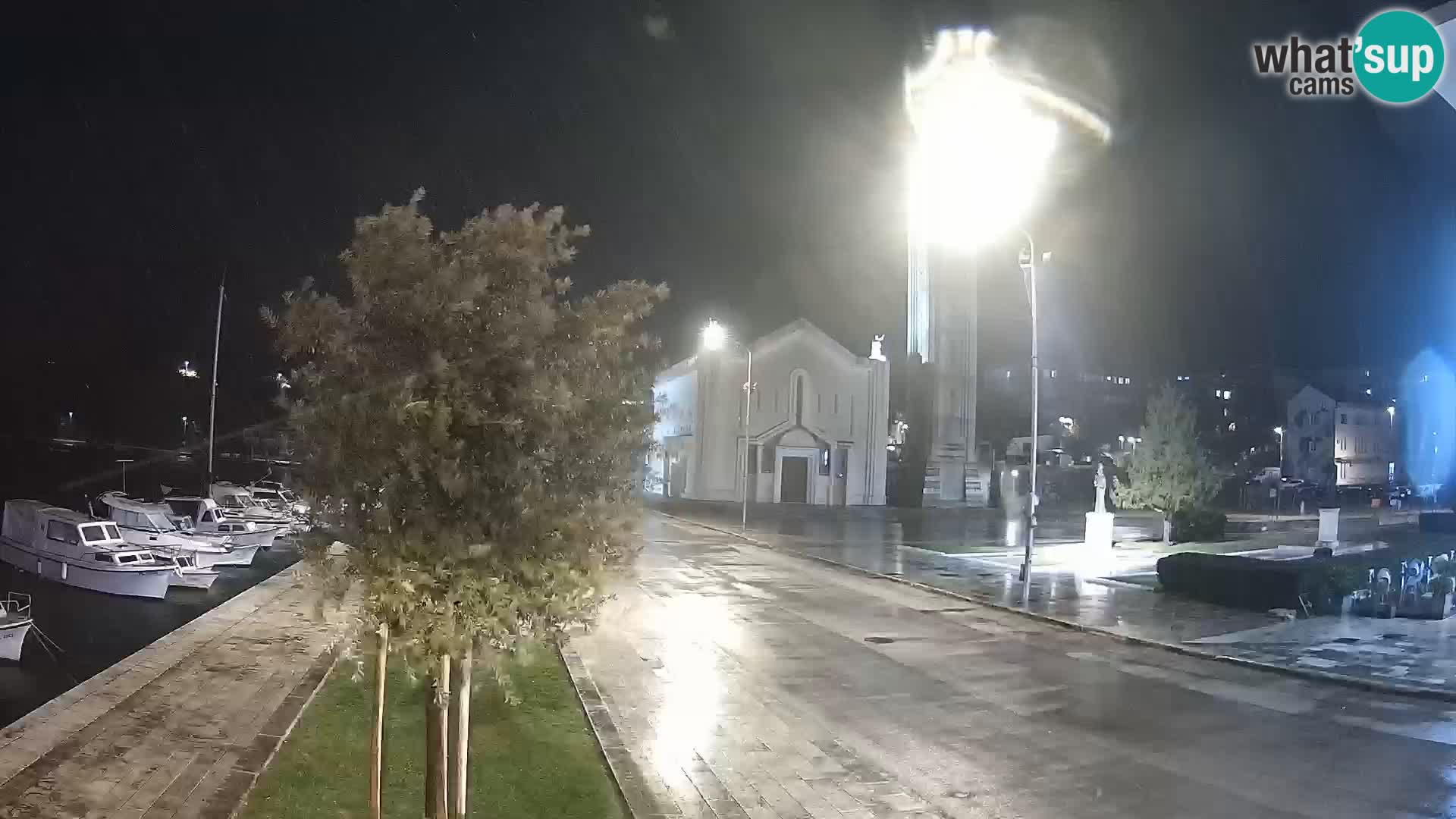 Spletna kamera Ploče | Osupljiv pogled na Rivo in katedralo