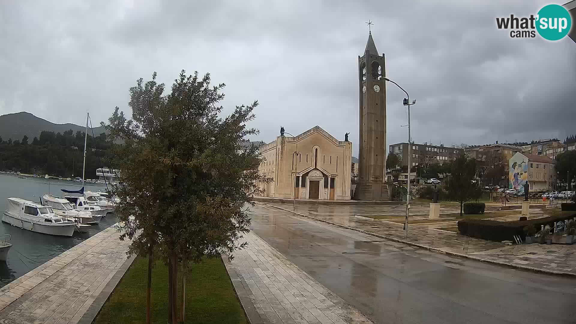 Webcam Ploče | Fesselnde Ausblicke auf Riva und die Kathedrale