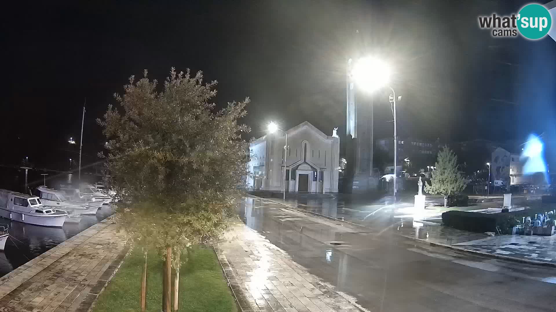 Ploče Cámara web | Vistas cautivadoras de Riva y la Catedral