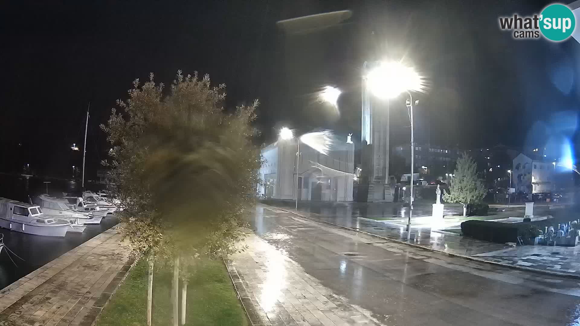 Spletna kamera Ploče | Osupljiv pogled na Rivo in katedralo