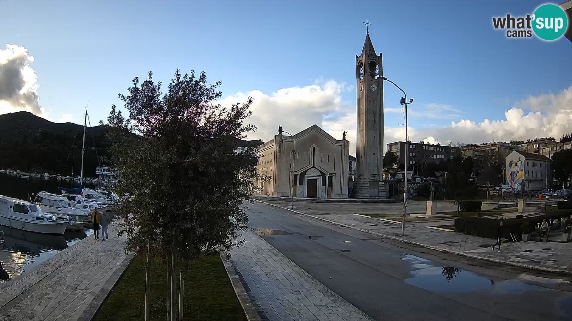 Spletna kamera Ploče | Osupljiv pogled na Rivo in katedralo