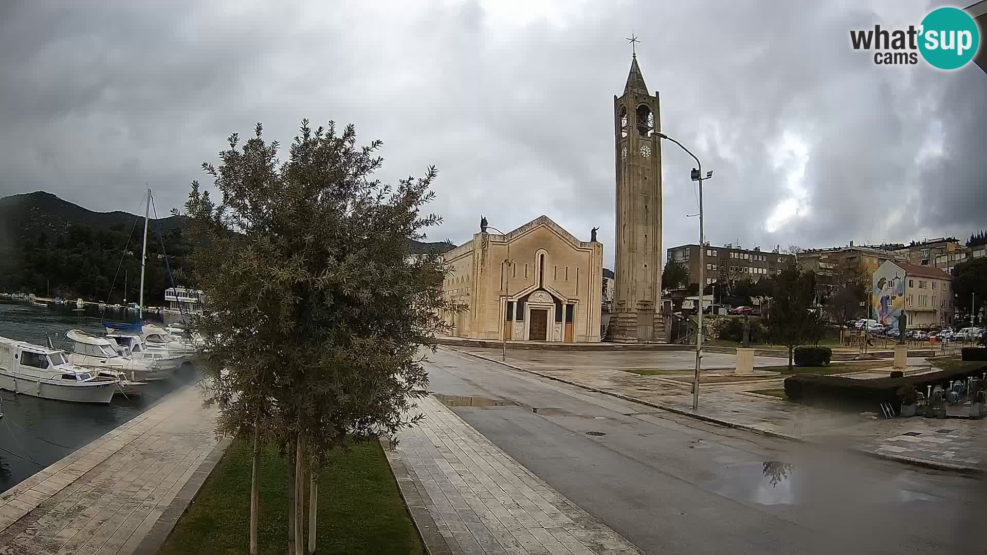 Ploče Cámara web | Vistas cautivadoras de Riva y la Catedral