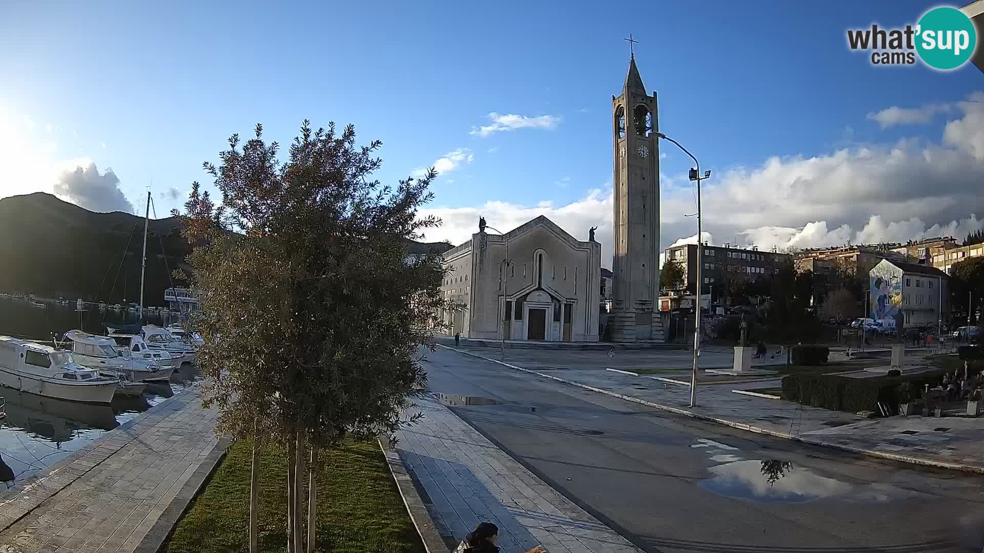 Ploče Cámara web | Vistas cautivadoras de Riva y la Catedral