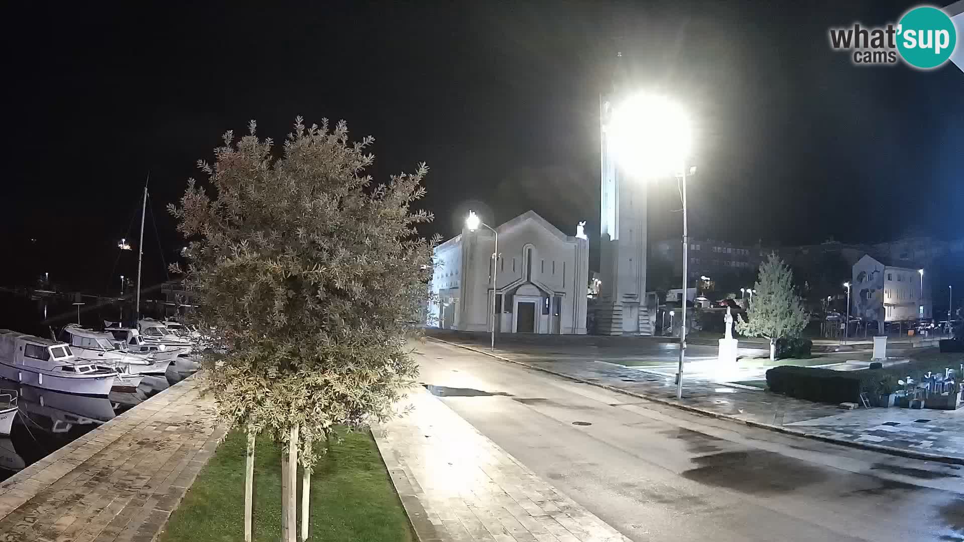 Spletna kamera Ploče | Osupljiv pogled na Rivo in katedralo