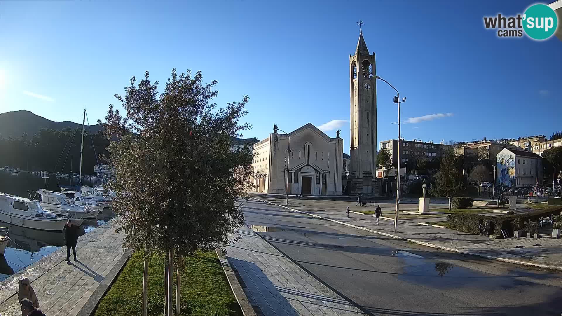 Spletna kamera Ploče | Osupljiv pogled na Rivo in katedralo