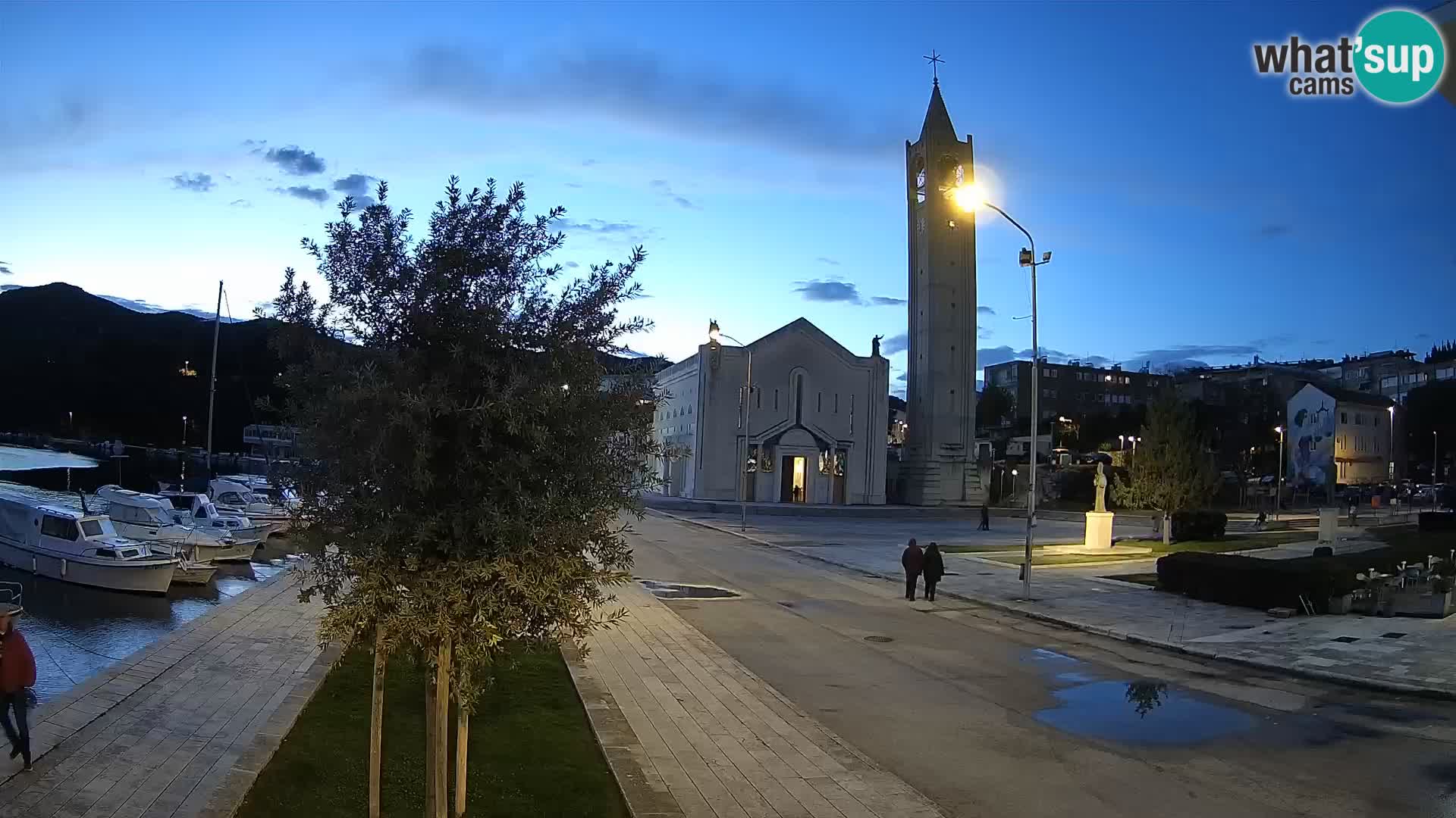 Spletna kamera Ploče | Osupljiv pogled na Rivo in katedralo