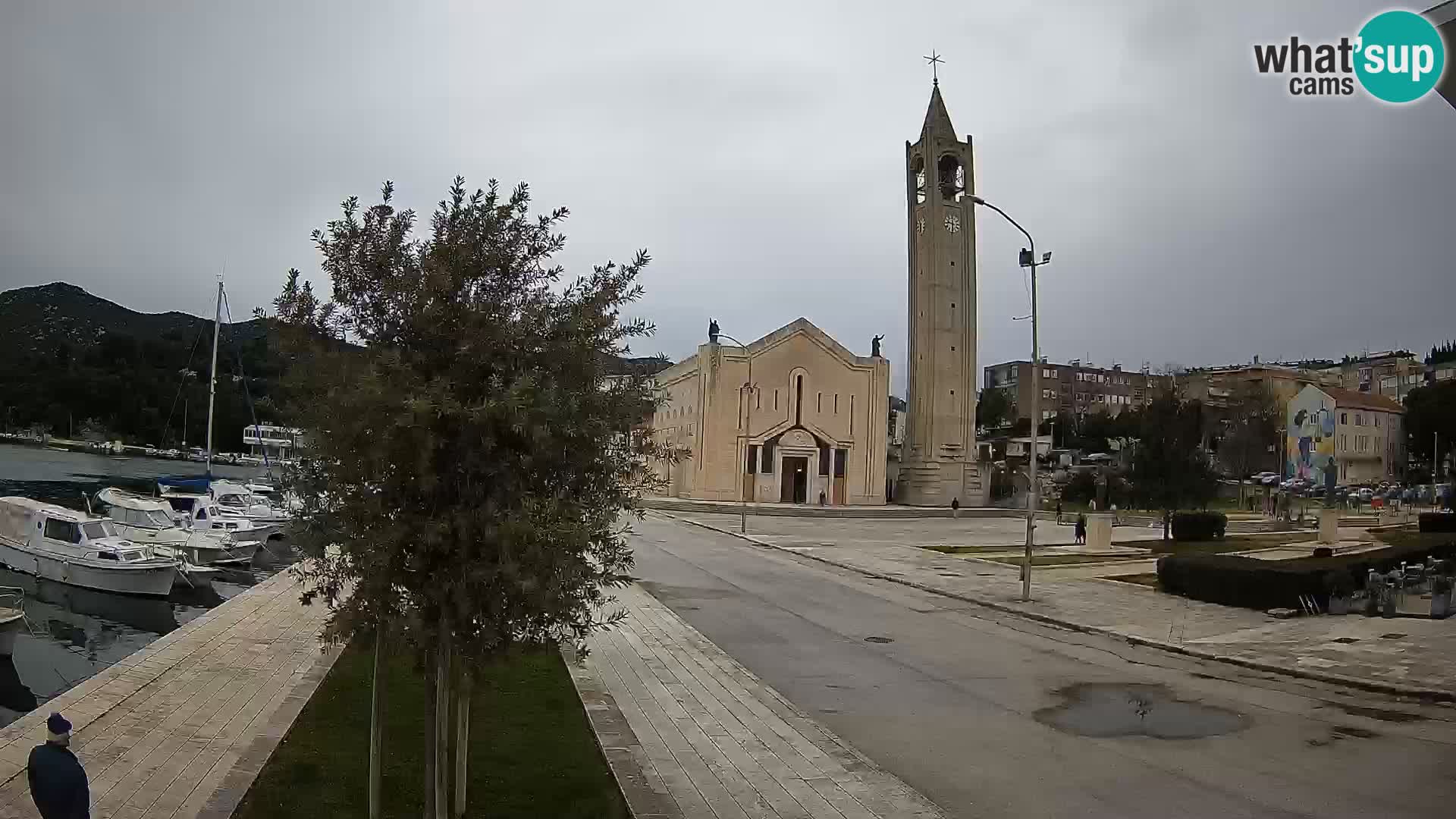 Ploče Cámara web | Vistas cautivadoras de Riva y la Catedral