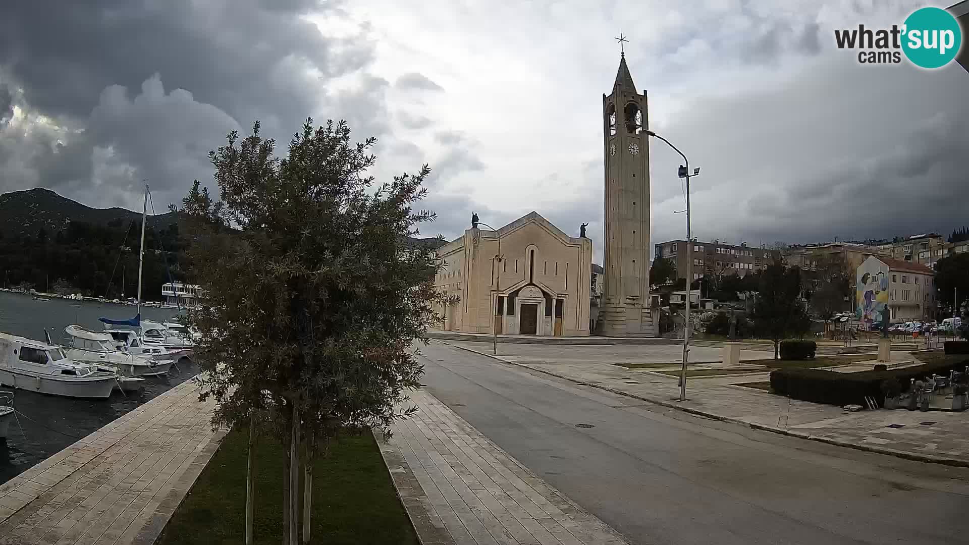 Spletna kamera Ploče | Osupljiv pogled na Rivo in katedralo