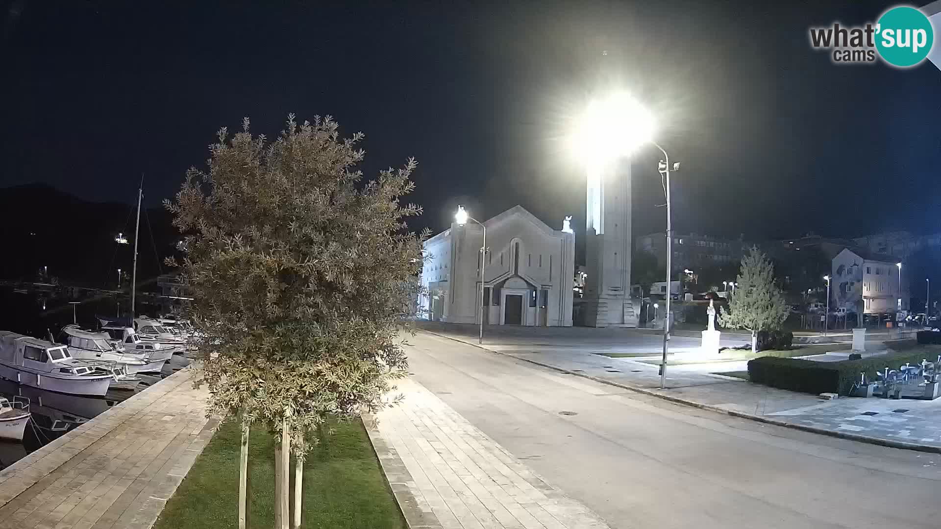 Ploče Cámara web | Vistas cautivadoras de Riva y la Catedral