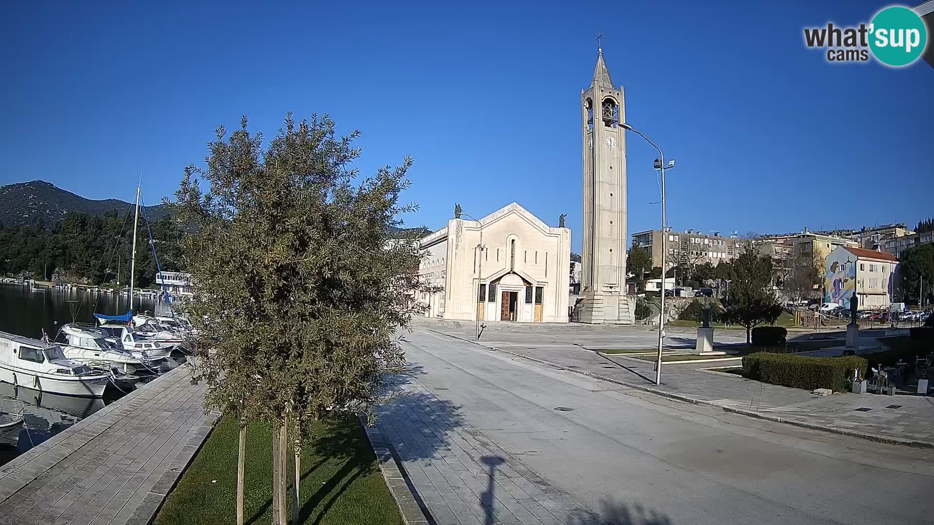 Ploče Cámara web | Vistas cautivadoras de Riva y la Catedral