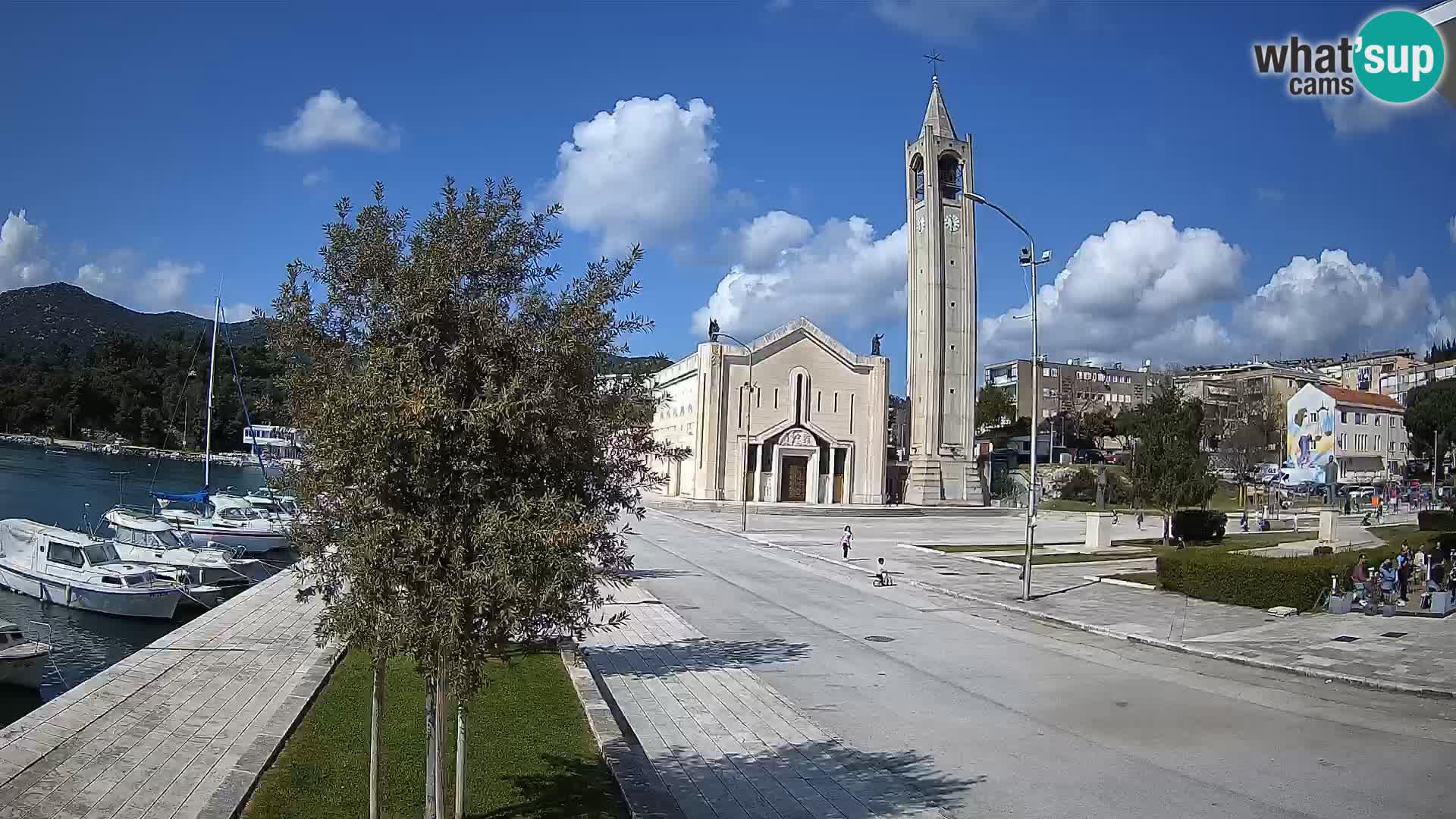 Spletna kamera Ploče | Osupljiv pogled na Rivo in katedralo