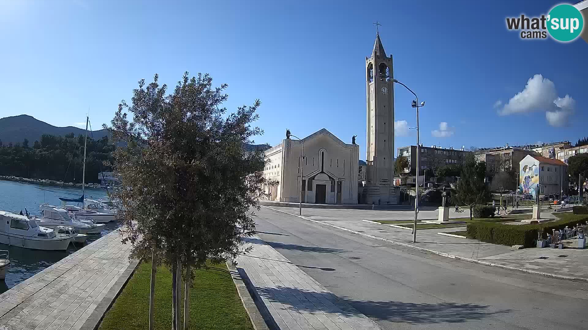 Ploče Cámara web | Vistas cautivadoras de Riva y la Catedral