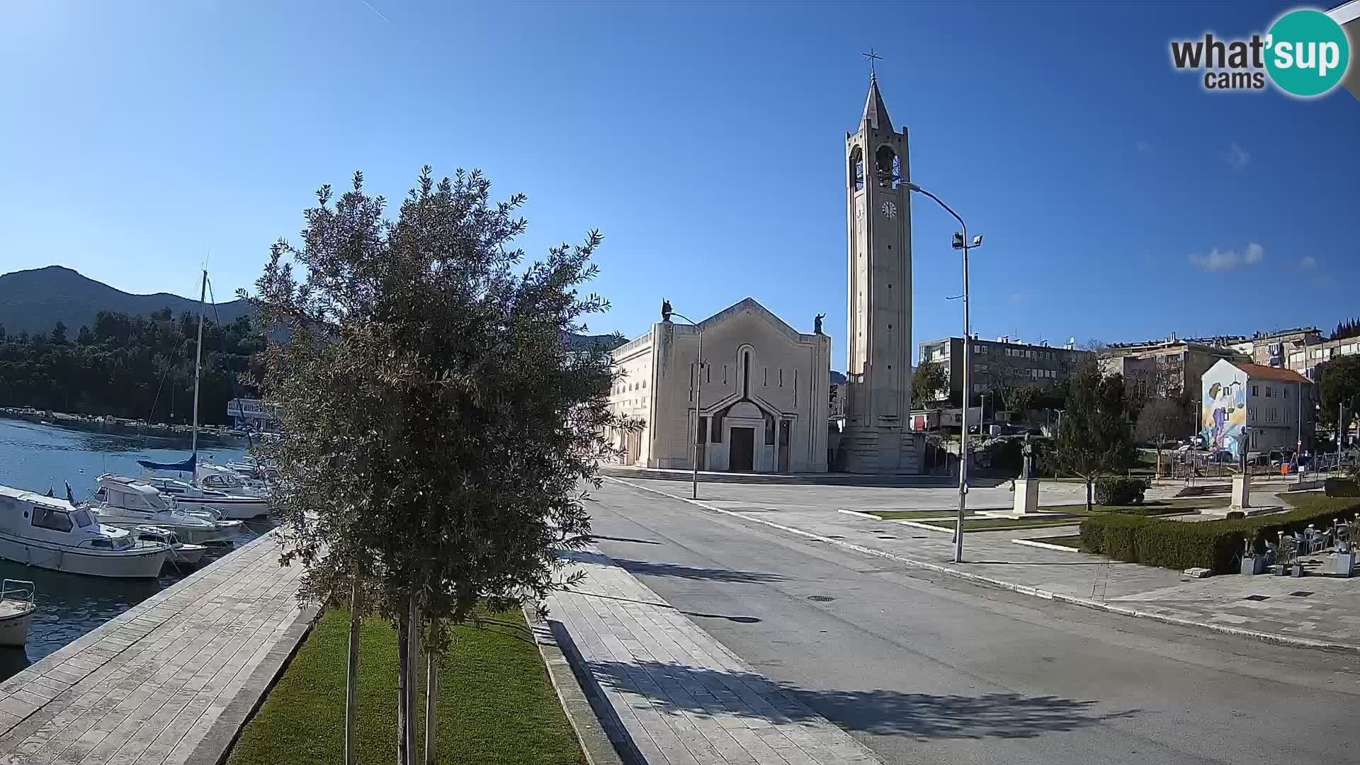 Spletna kamera Ploče | Osupljiv pogled na Rivo in katedralo