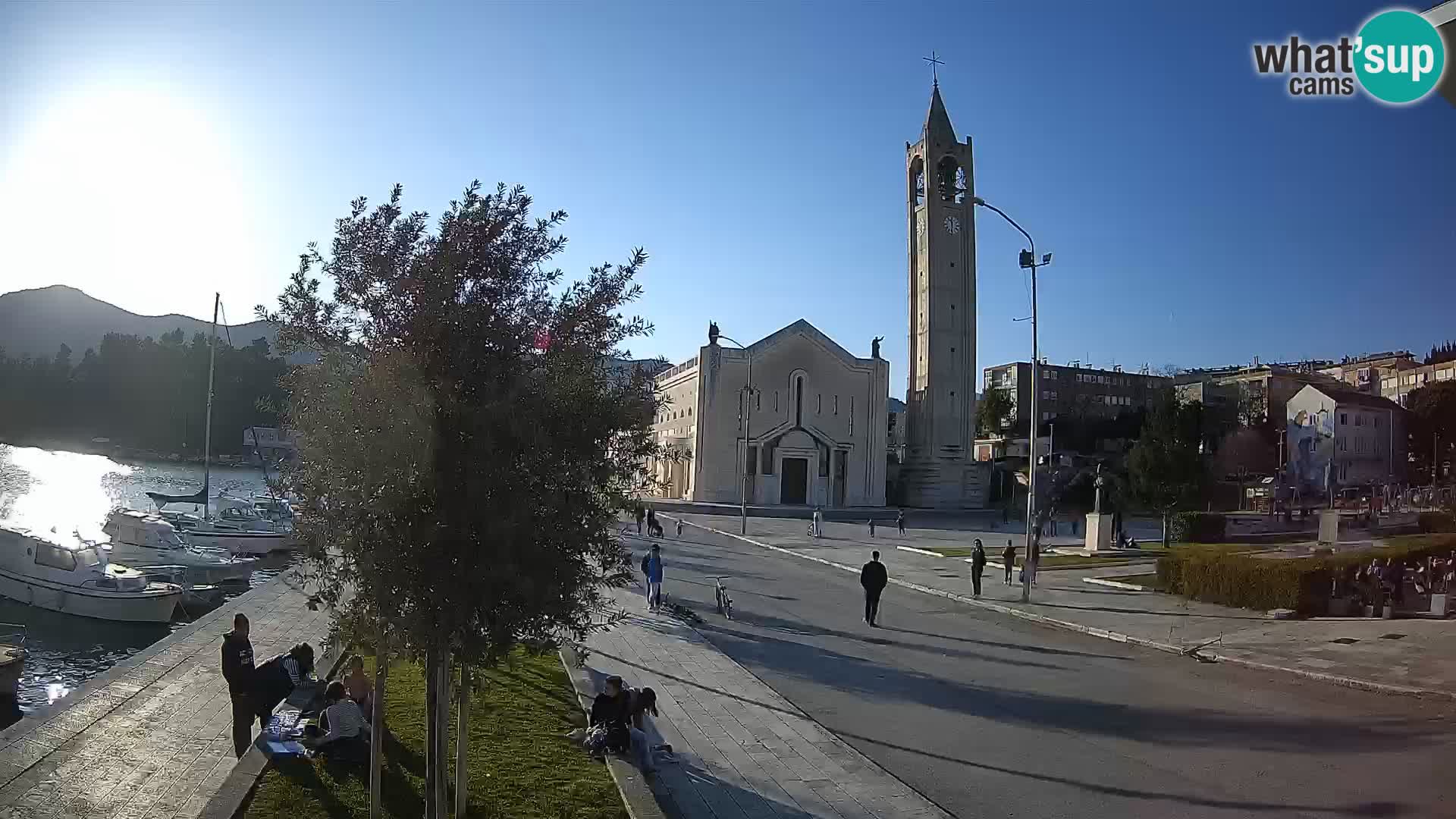 Spletna kamera Ploče | Osupljiv pogled na Rivo in katedralo