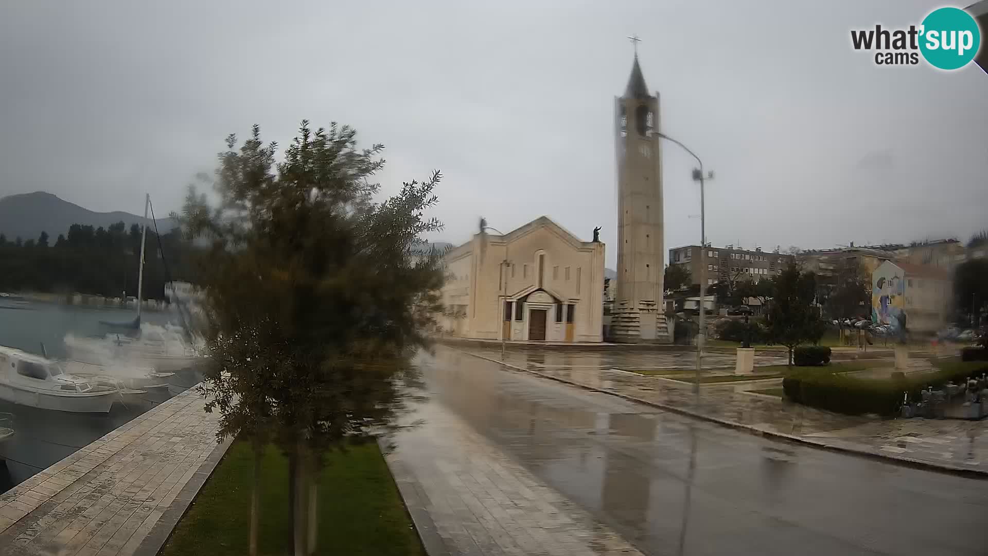 Webcam Ploče | Fesselnde Ausblicke auf Riva und die Kathedrale