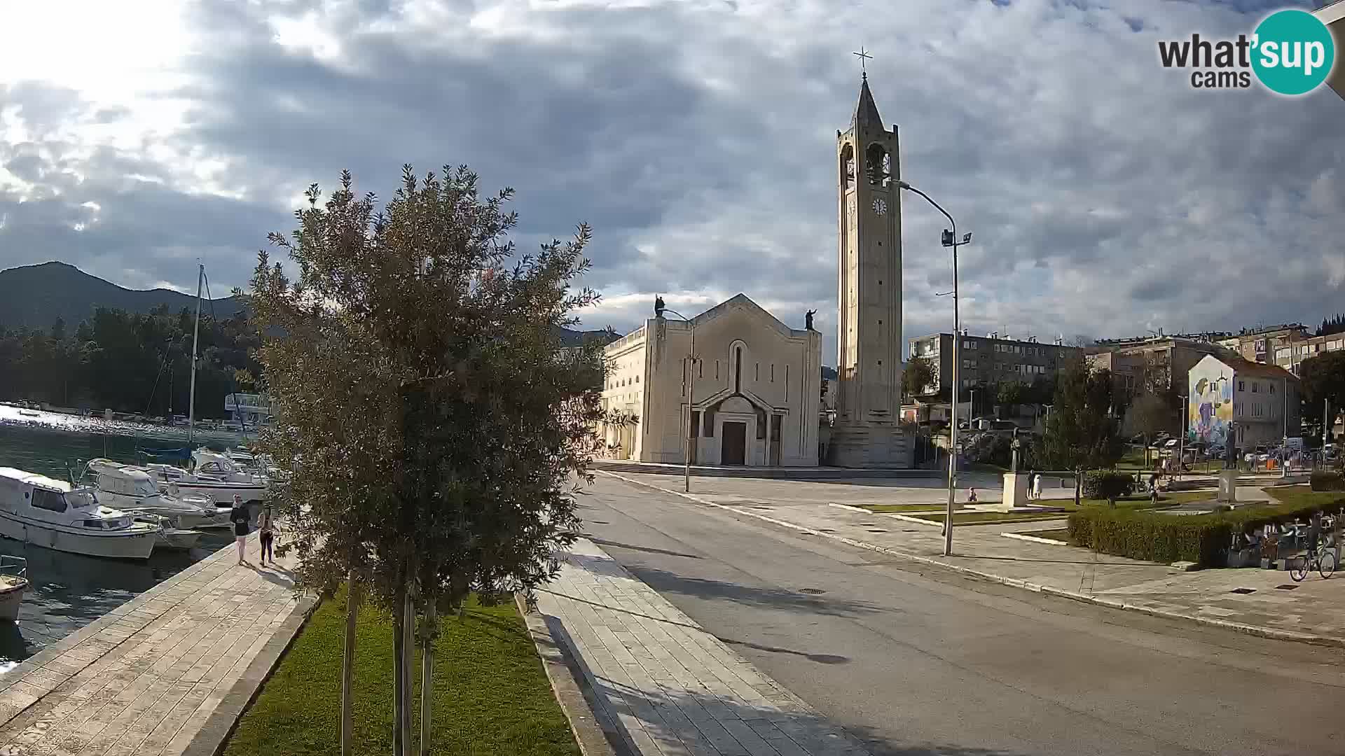 Webcam Ploče | Fesselnde Ausblicke auf Riva und die Kathedrale