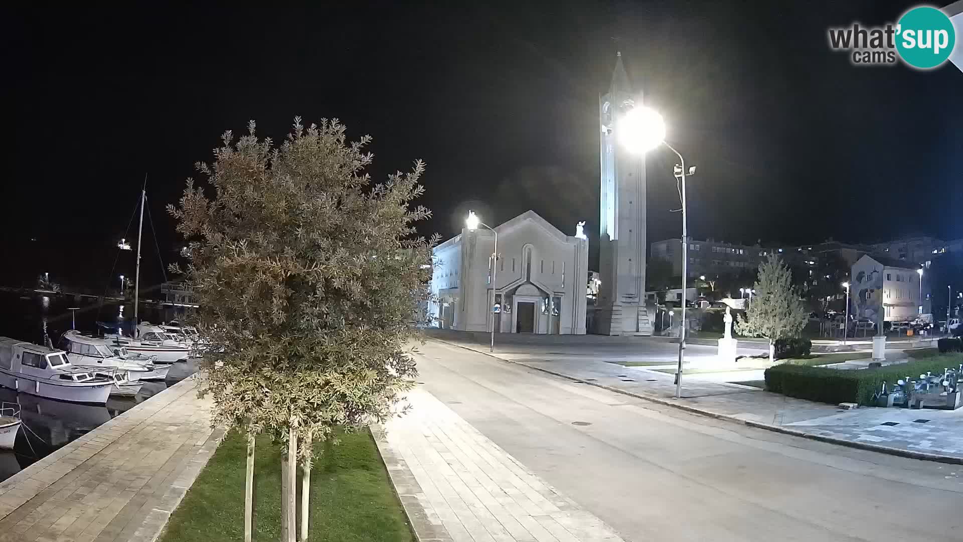 Spletna kamera Ploče | Osupljiv pogled na Rivo in katedralo