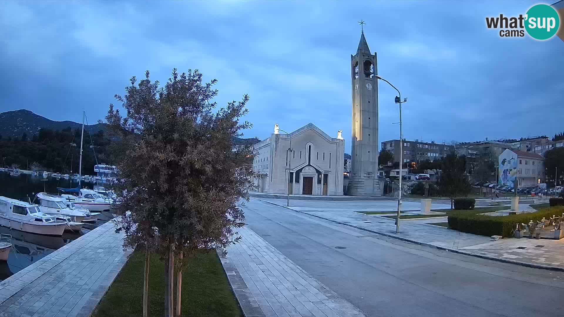 Webcam Ploče | Fesselnde Ausblicke auf Riva und die Kathedrale