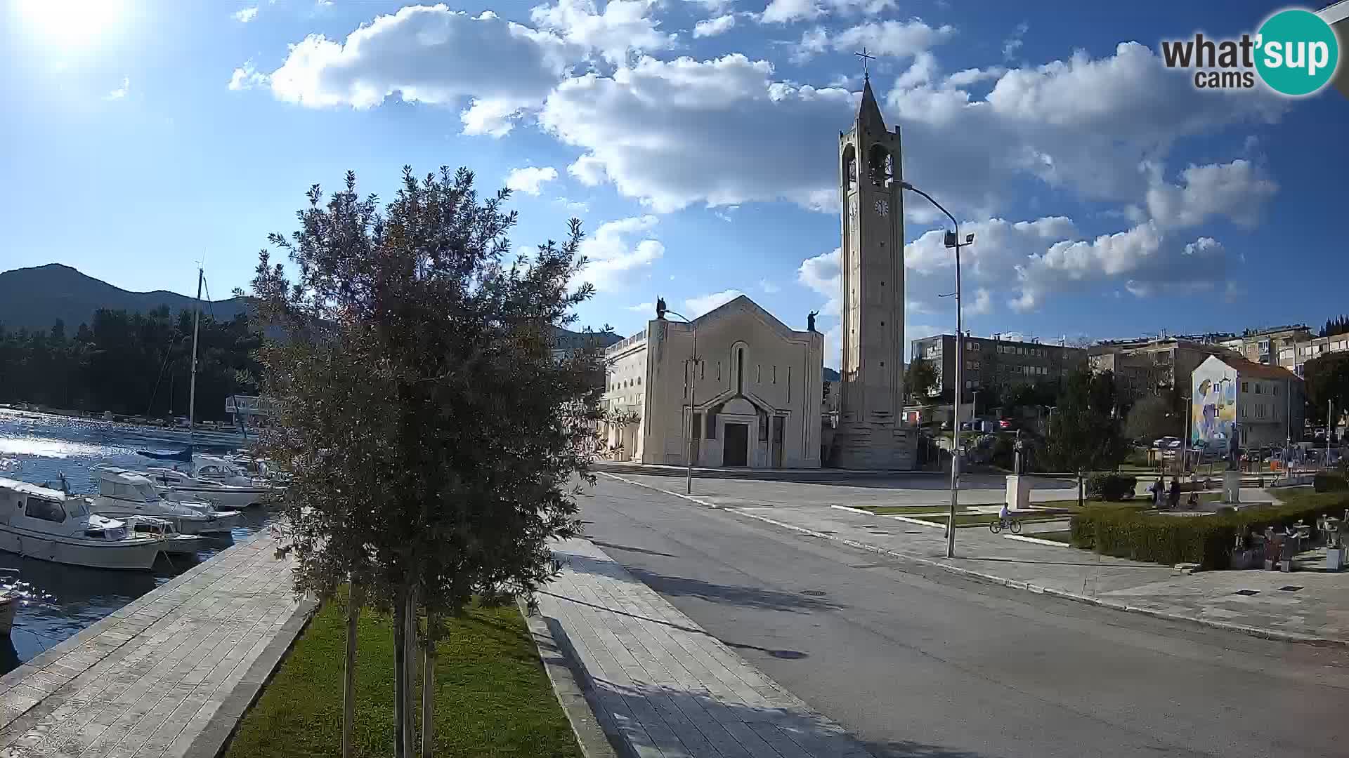 Ploče Cámara web | Vistas cautivadoras de Riva y la Catedral