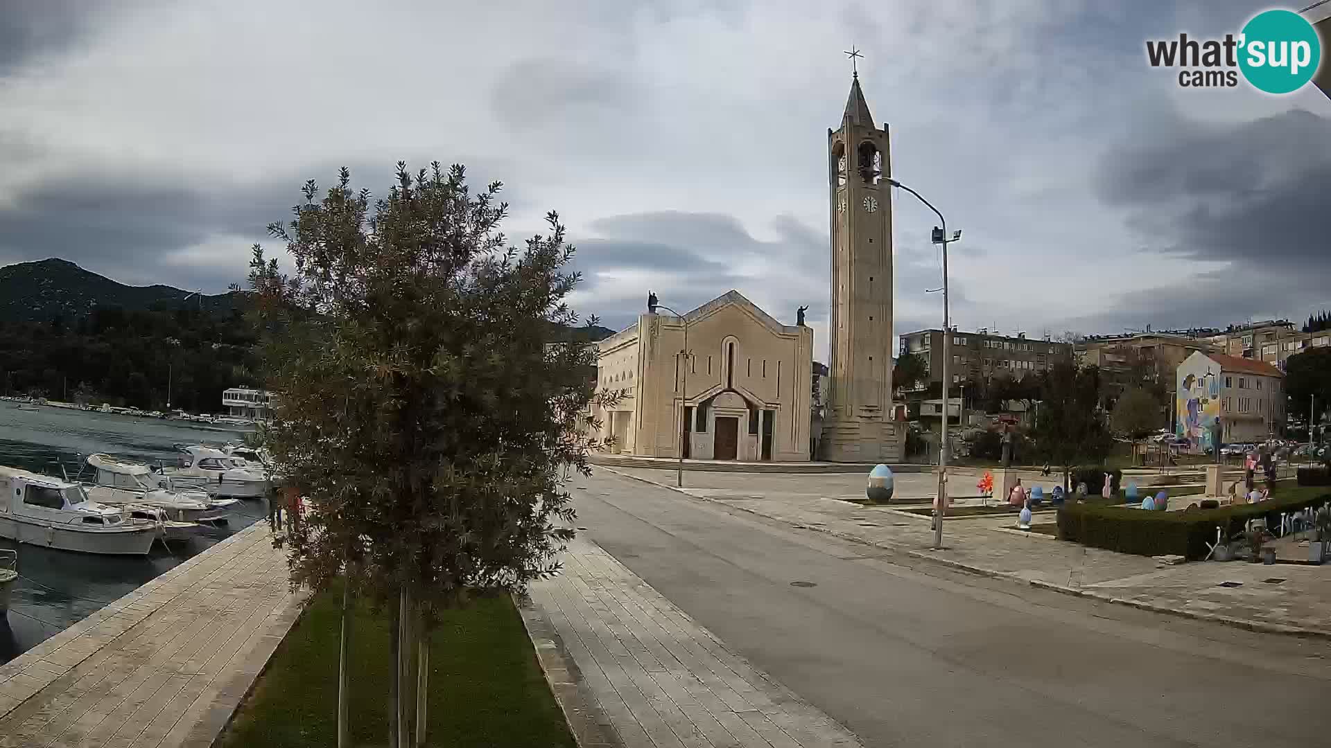 Ploče Webcam | Captivating Views of Riva and the Cathedral