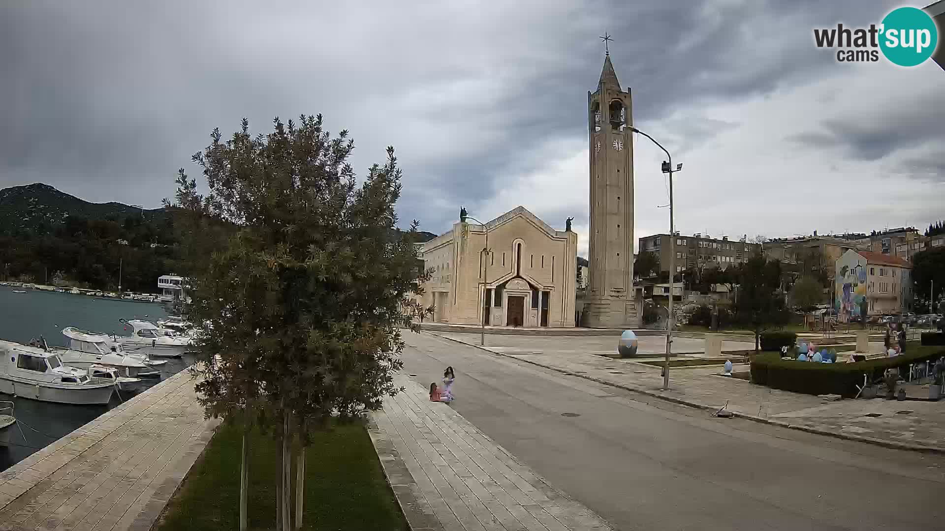 Webcam Ploče | Fesselnde Ausblicke auf Riva und die Kathedrale