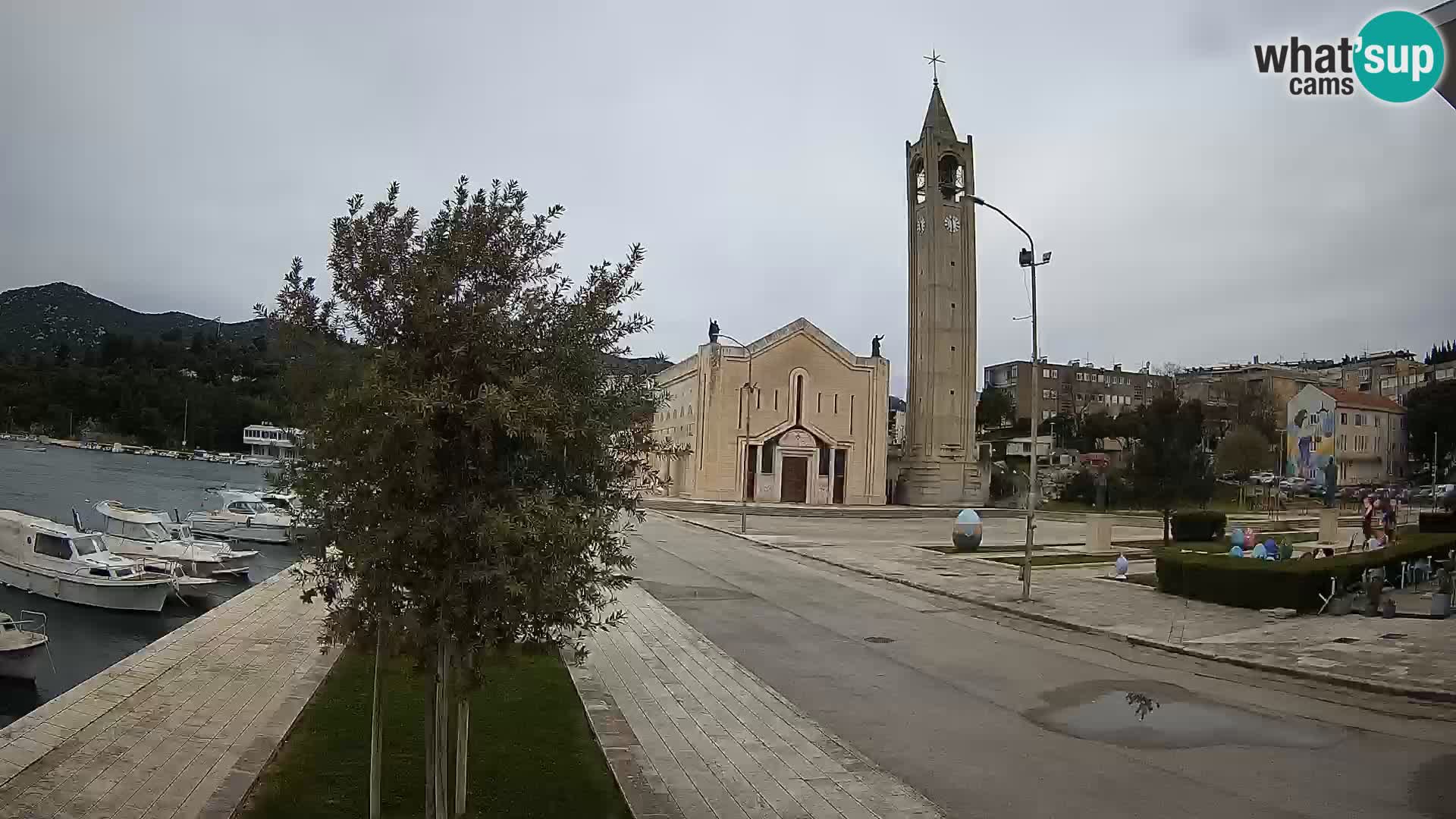 Spletna kamera Ploče | Osupljiv pogled na Rivo in katedralo