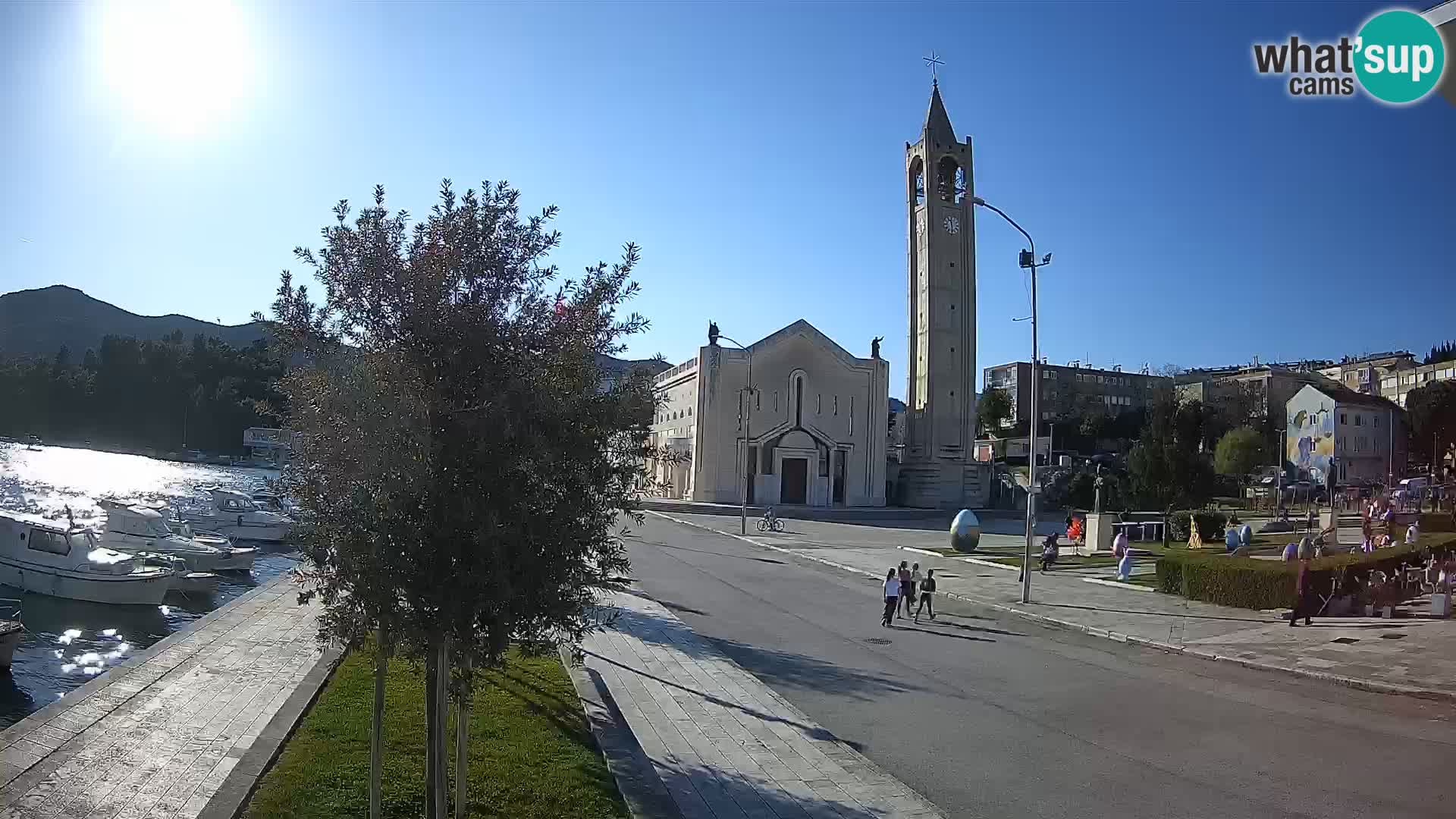 Ploče Cámara web | Vistas cautivadoras de Riva y la Catedral