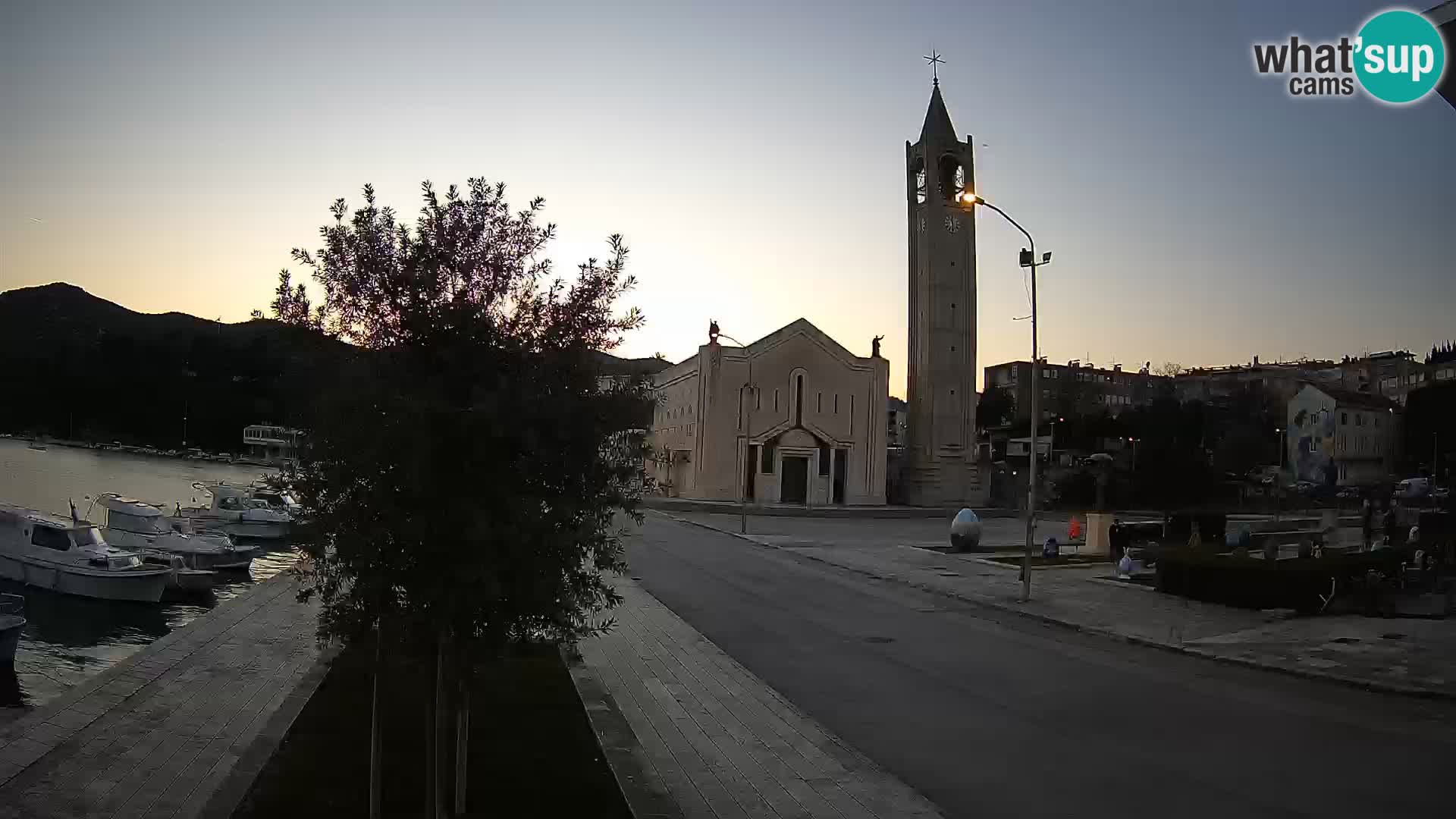 Spletna kamera Ploče | Osupljiv pogled na Rivo in katedralo