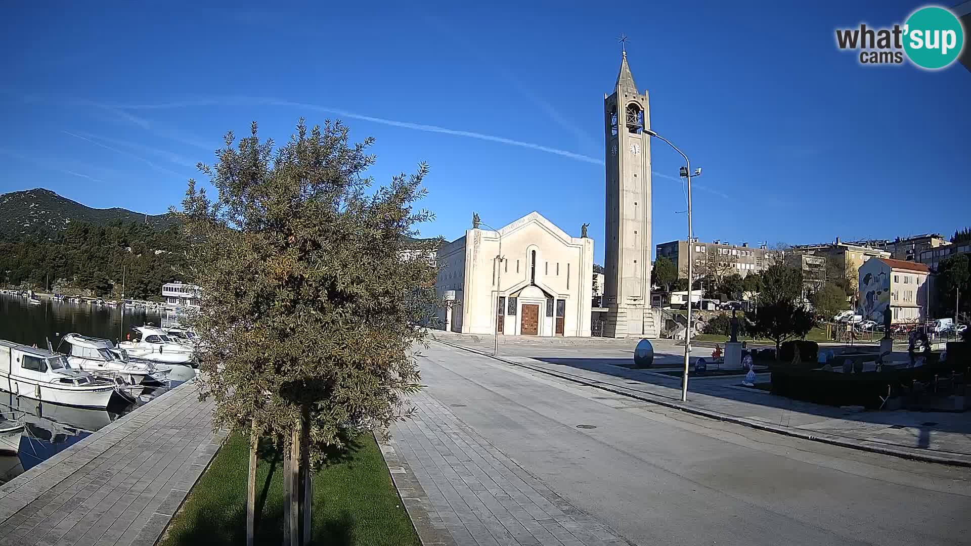 Ploče Cámara web | Vistas cautivadoras de Riva y la Catedral