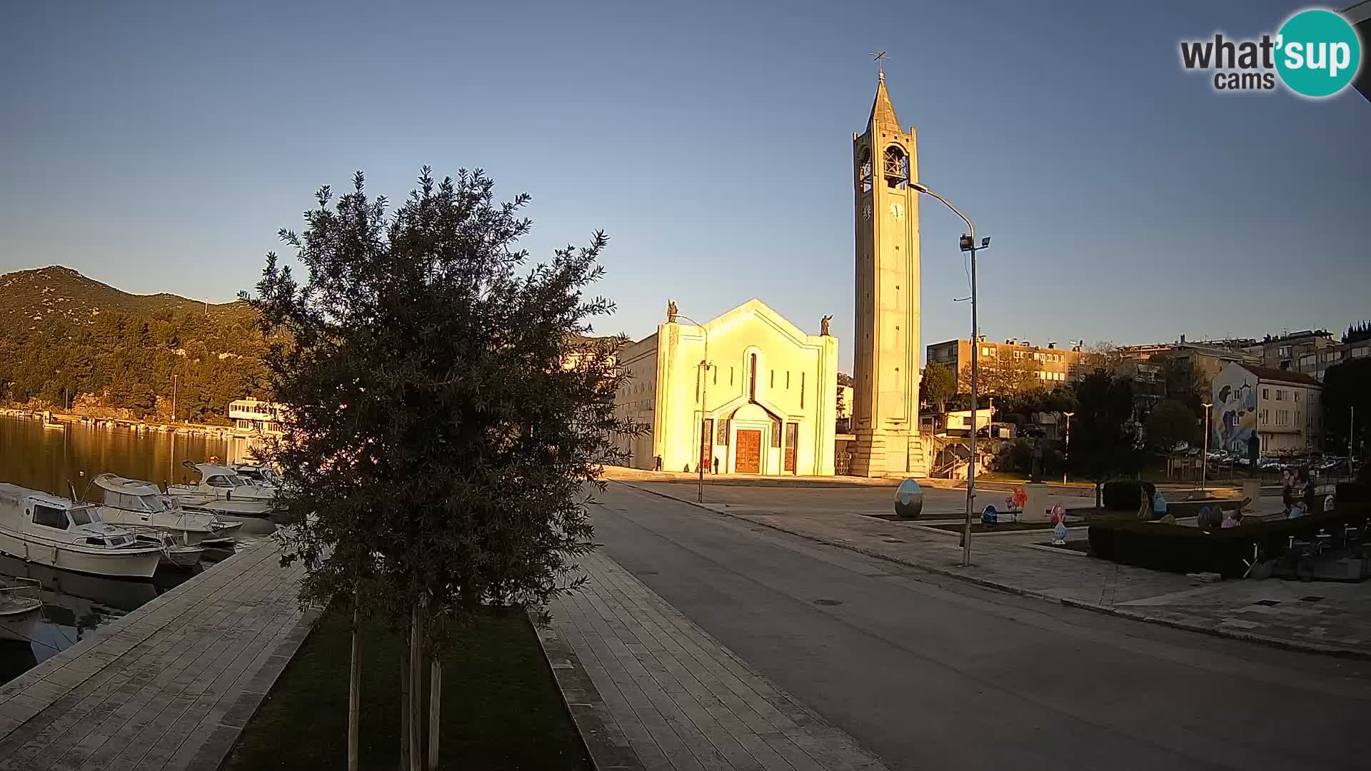 Webcam Ploče | Fesselnde Ausblicke auf Riva und die Kathedrale