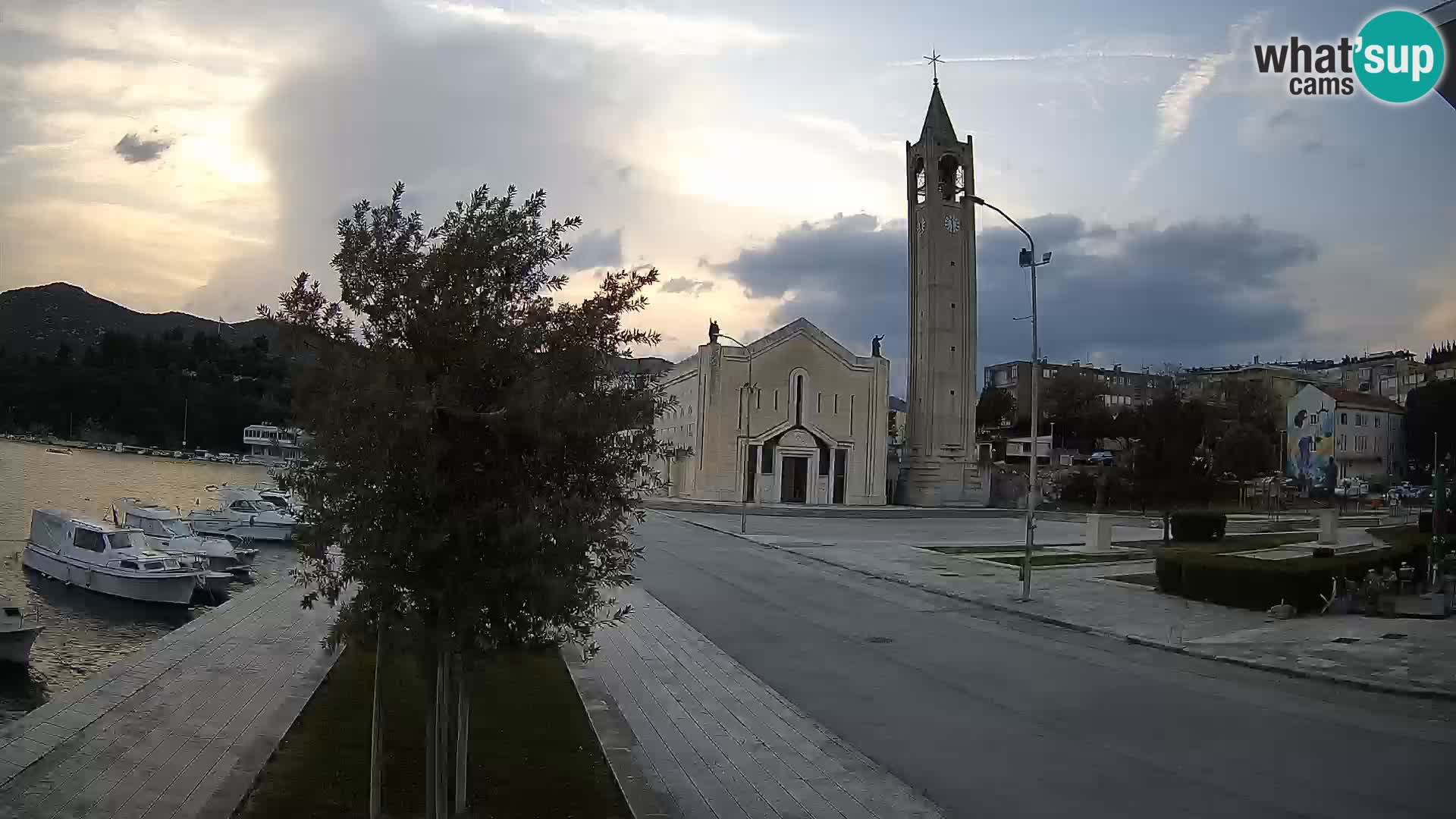 Web kamera Ploče | Očaravajući pogled na Rivu i Katedralu