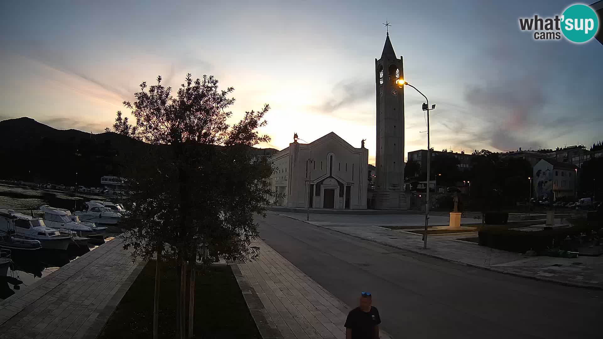 Spletna kamera Ploče | Osupljiv pogled na Rivo in katedralo