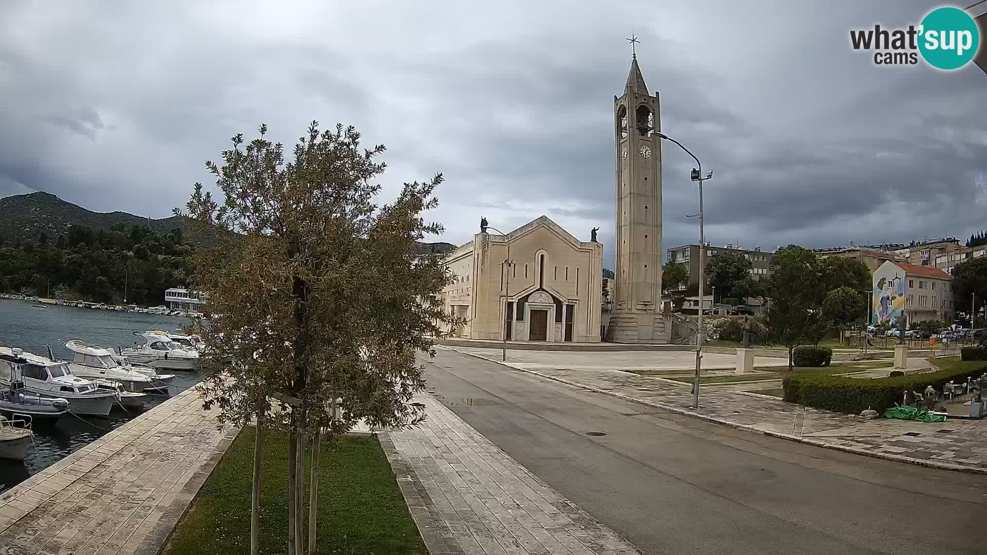 Ploče Cámara web | Vistas cautivadoras de Riva y la Catedral