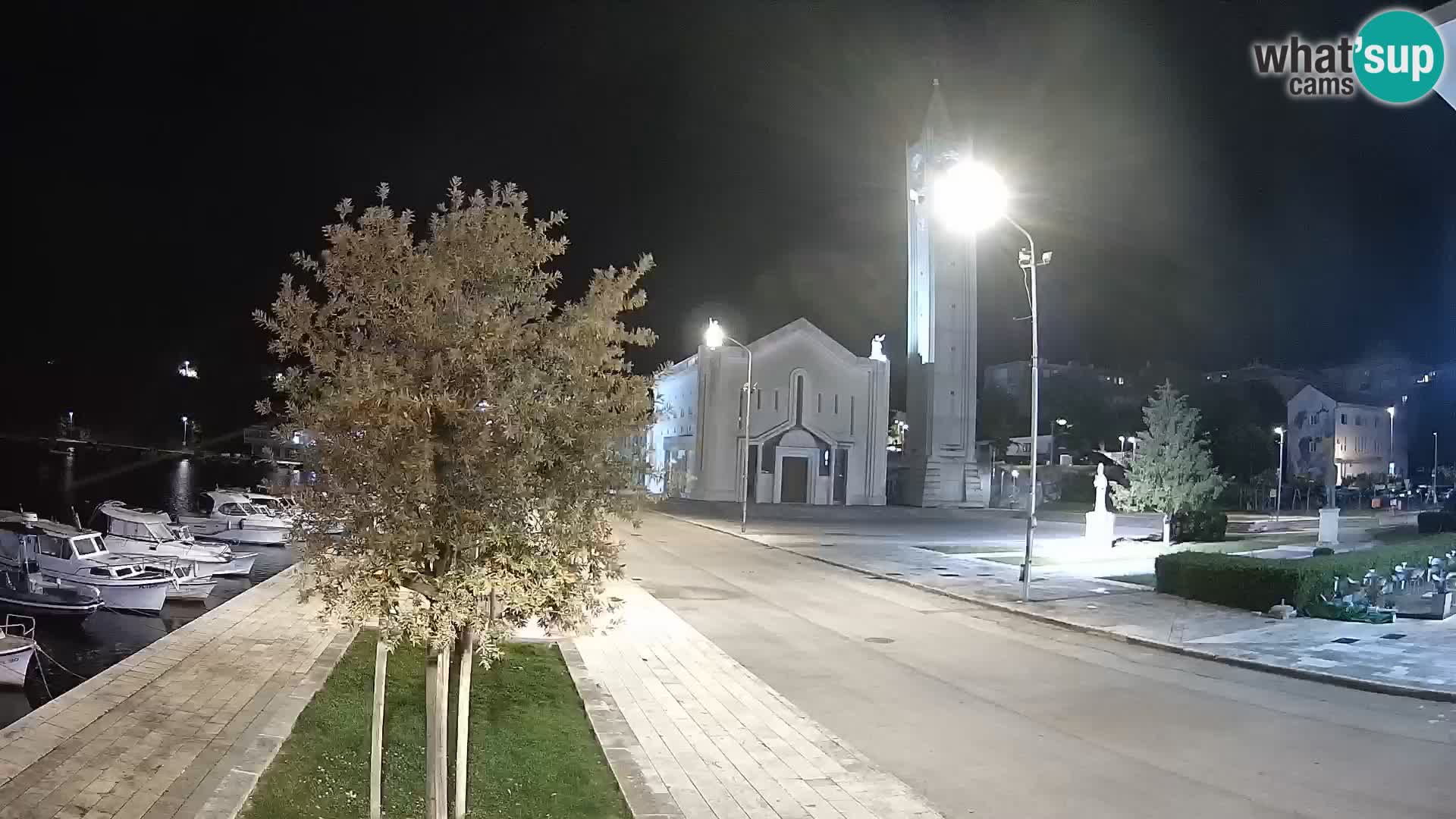 Webcam Ploče | Fesselnde Ausblicke auf Riva und die Kathedrale
