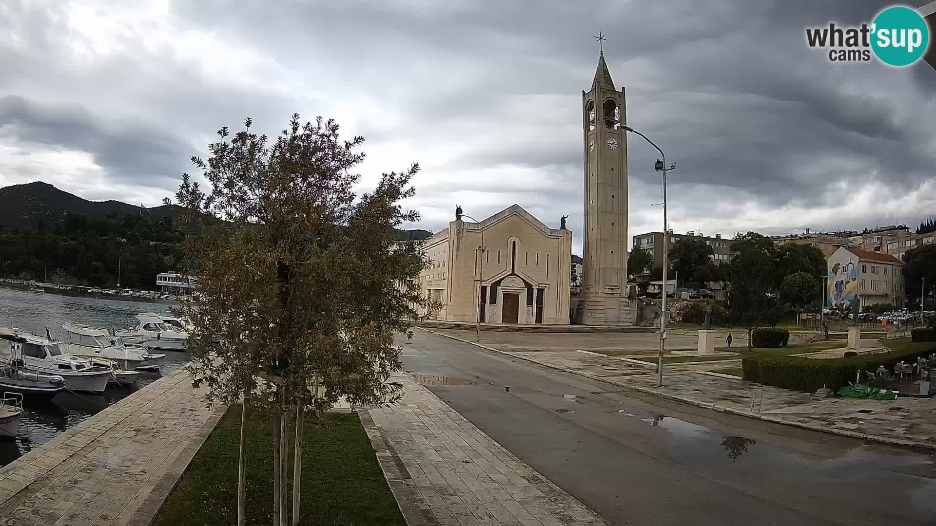 Ploče Cámara web | Vistas cautivadoras de Riva y la Catedral