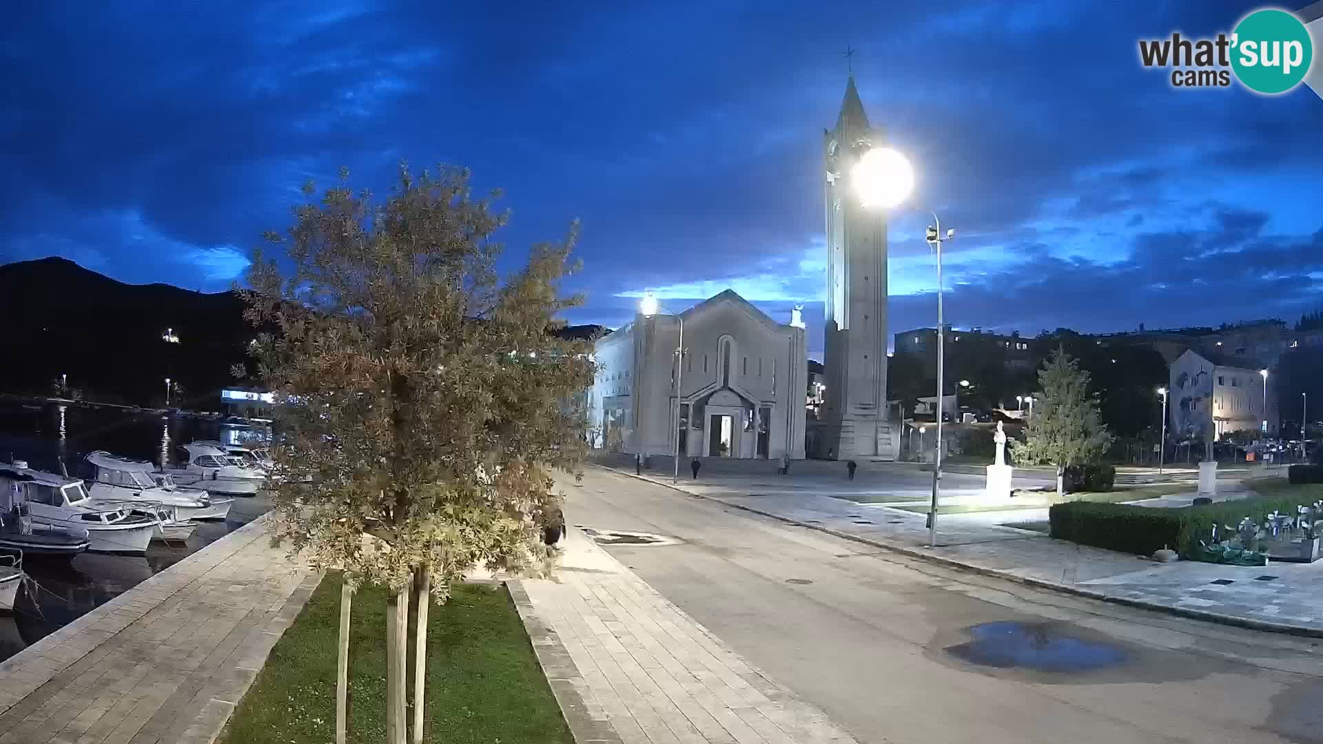 Spletna kamera Ploče | Osupljiv pogled na Rivo in katedralo