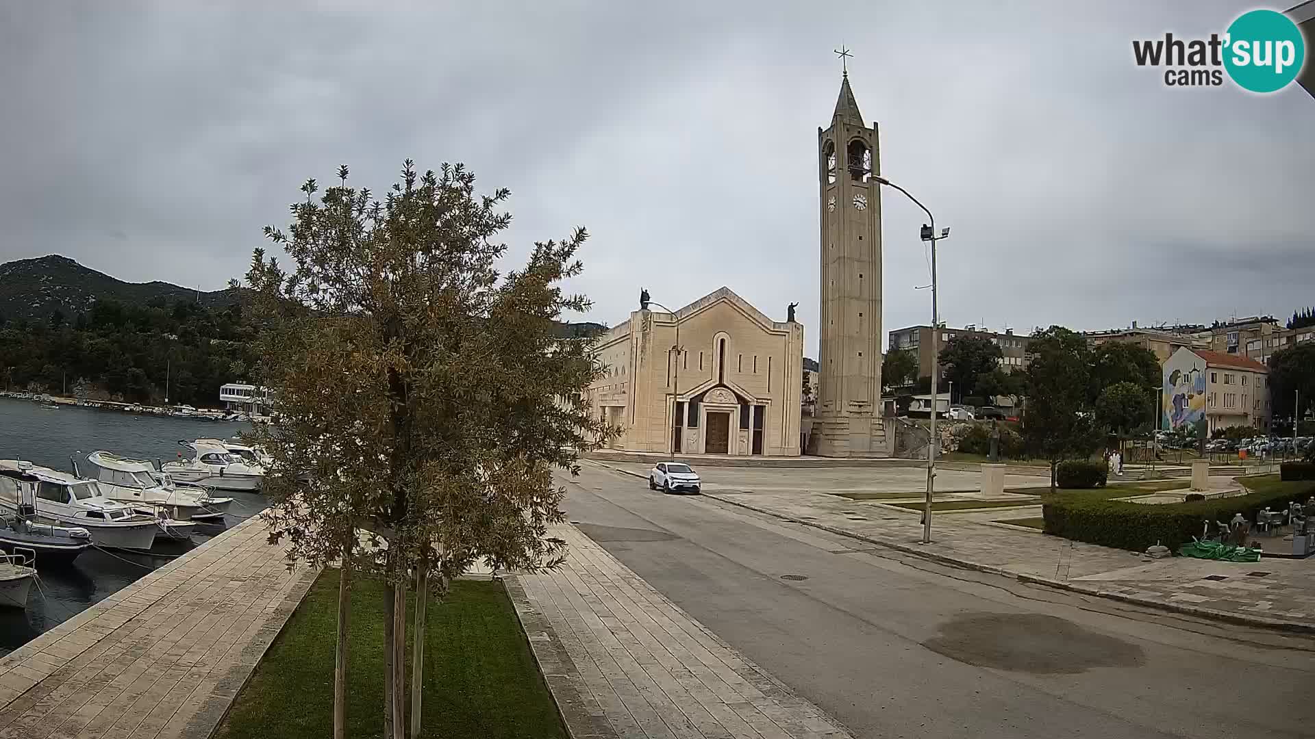 Spletna kamera Ploče | Osupljiv pogled na Rivo in katedralo