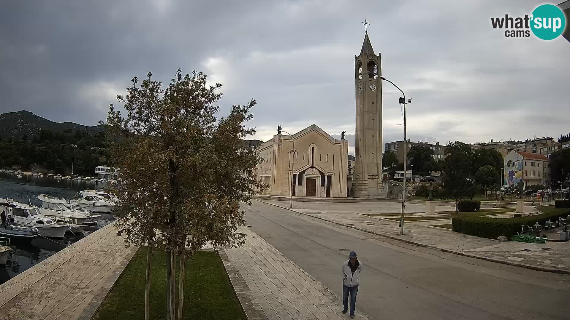 Ploče Cámara web | Vistas cautivadoras de Riva y la Catedral